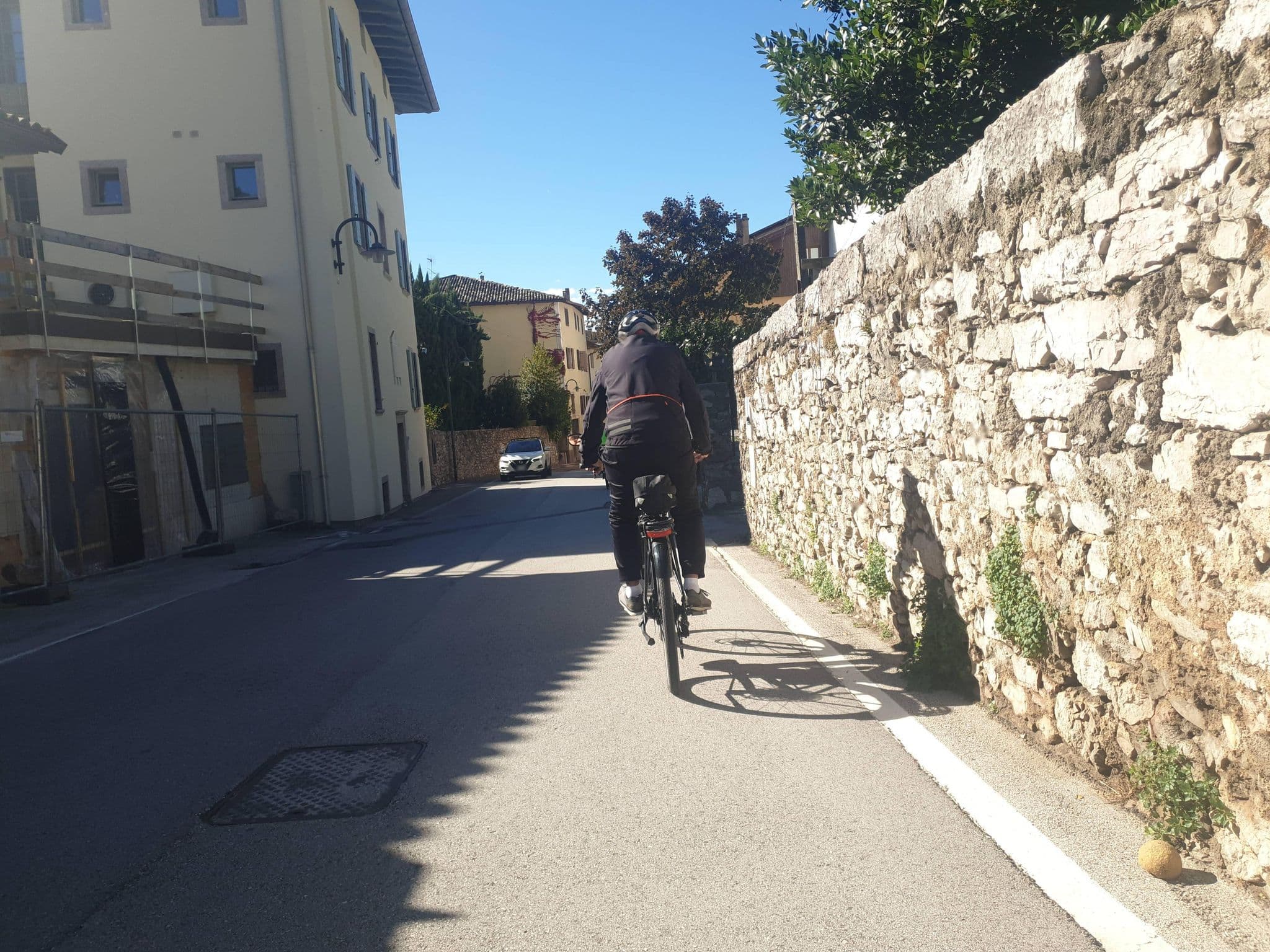Street view near Ex Pretura Austriaca, Vezzano — © voschix (CC BY-SA · Mapillary)