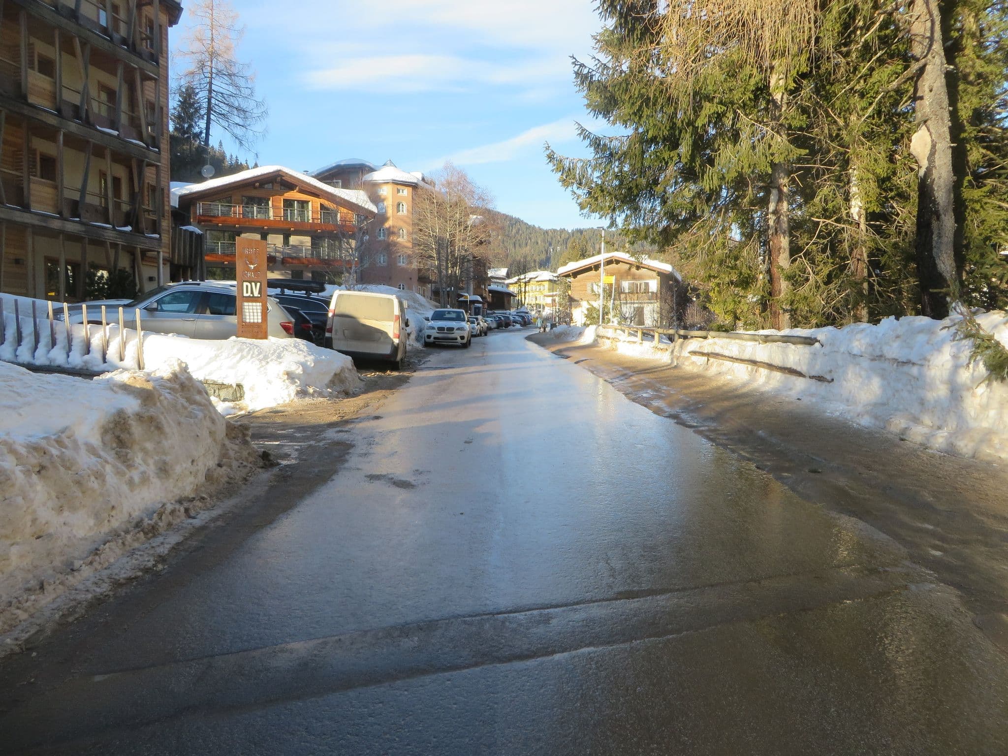 Street view near dv chalet hotel, Pinzolo — © lary_fede (CC BY-SA · Mapillary)