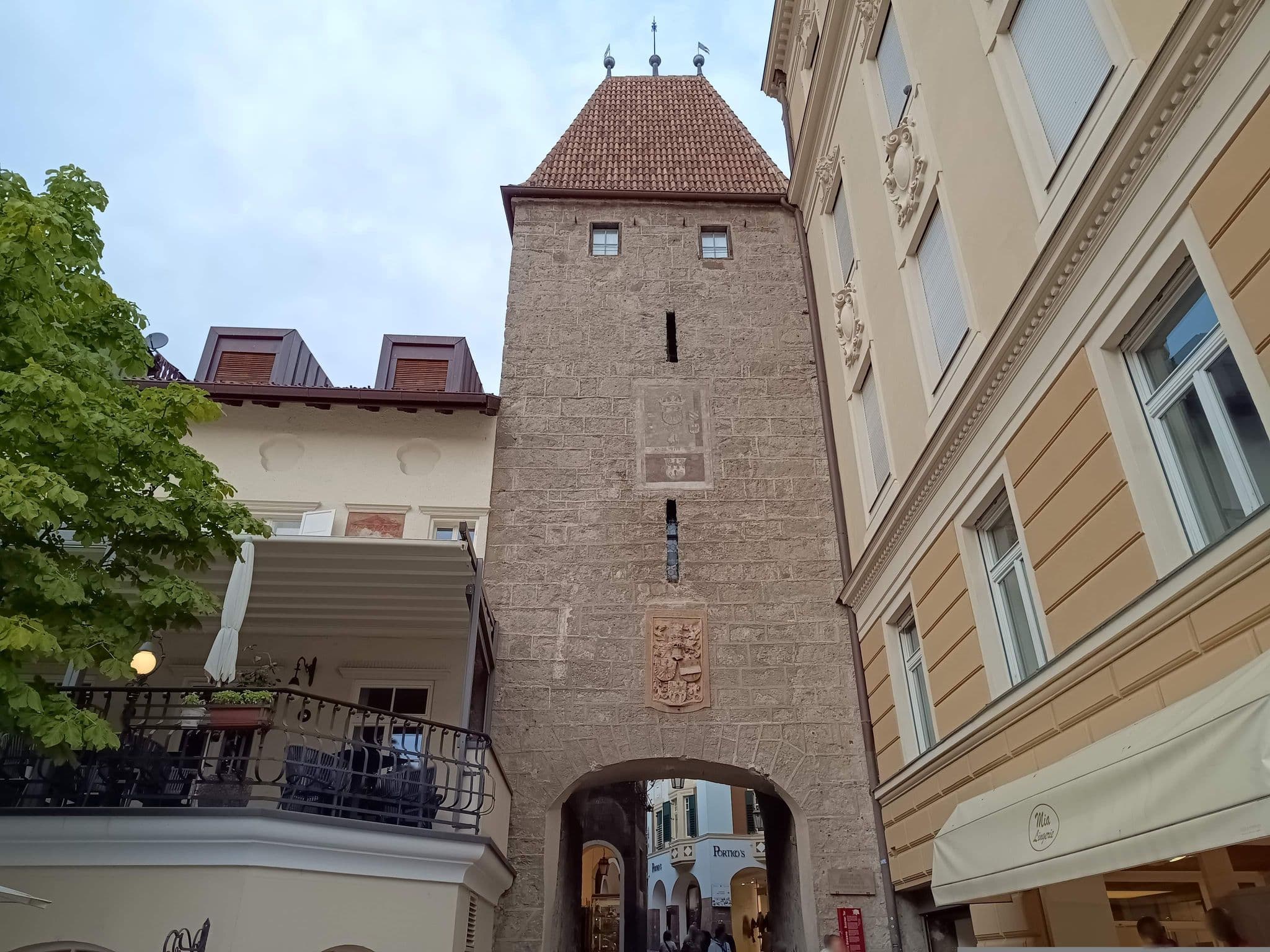 Street view near Restaurant Sigmund B&B, Merano — © thetornado76 (CC BY-SA · Mapillary)