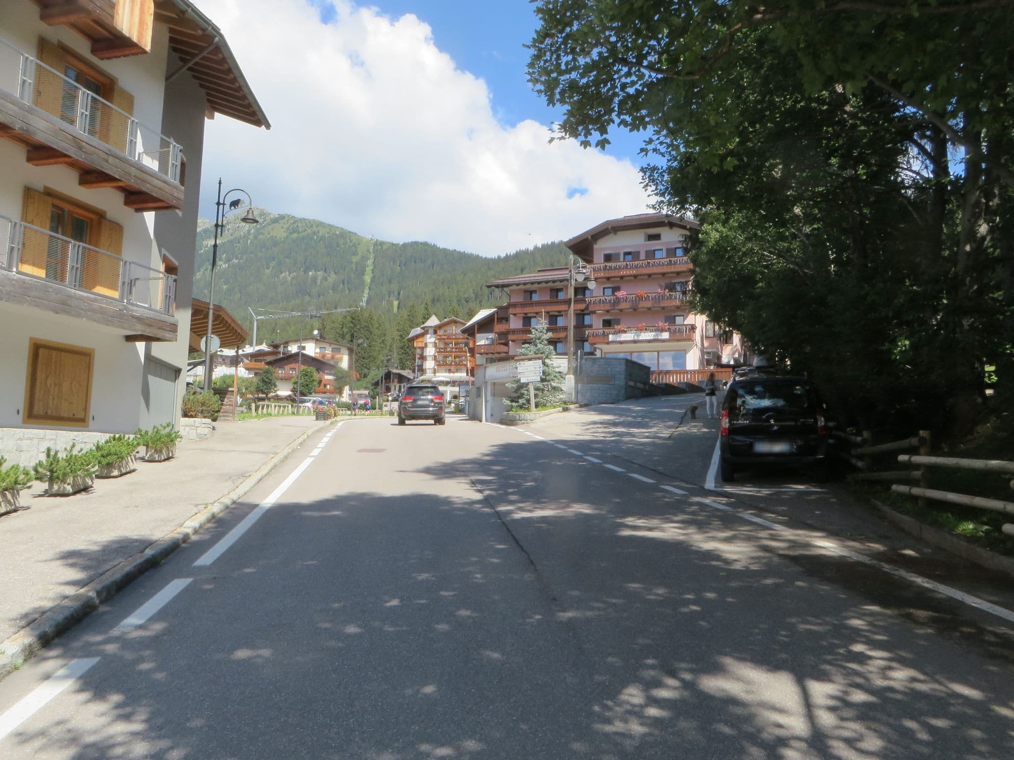 Street view near Hotel Cristiania, Pinzolo — © lary_fede (CC BY-SA · Mapillary)