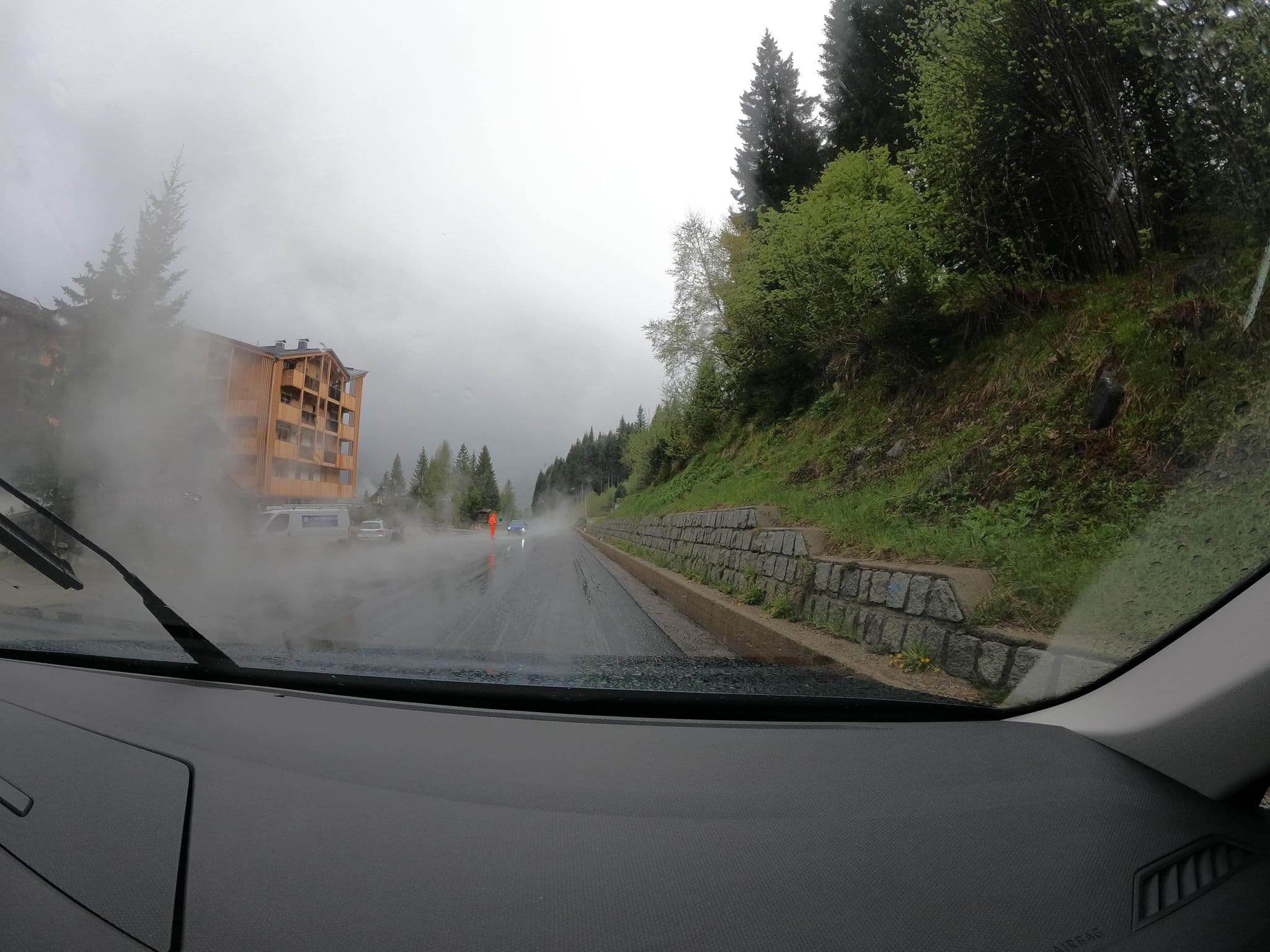 Street view near Lorenzetti Hotel Madonna di Campiglio, Pinzolo — © borovac (CC BY-SA · Mapillary)