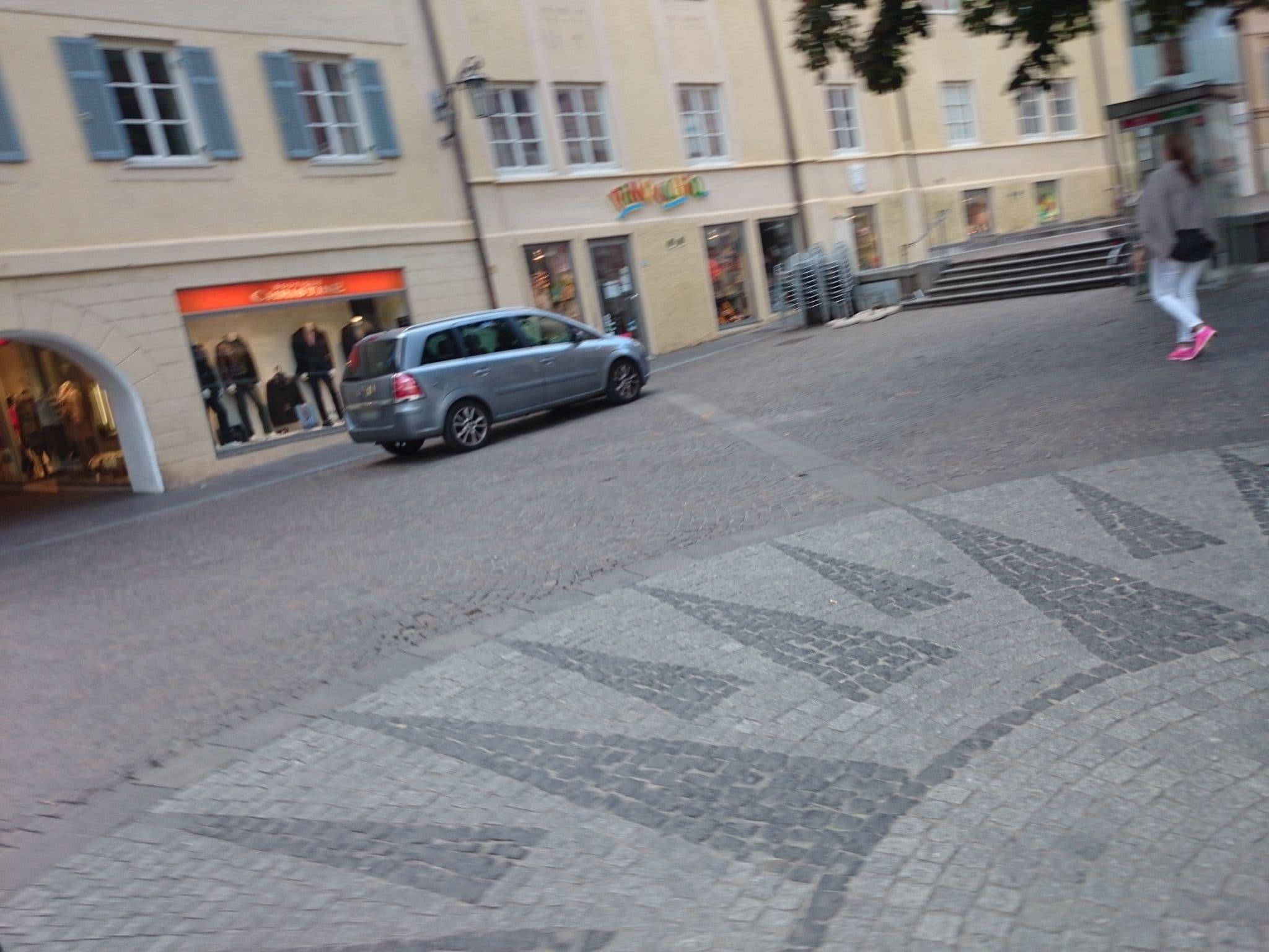 Street view near Attica 54, Merano — © ebel (CC BY-SA · Mapillary)