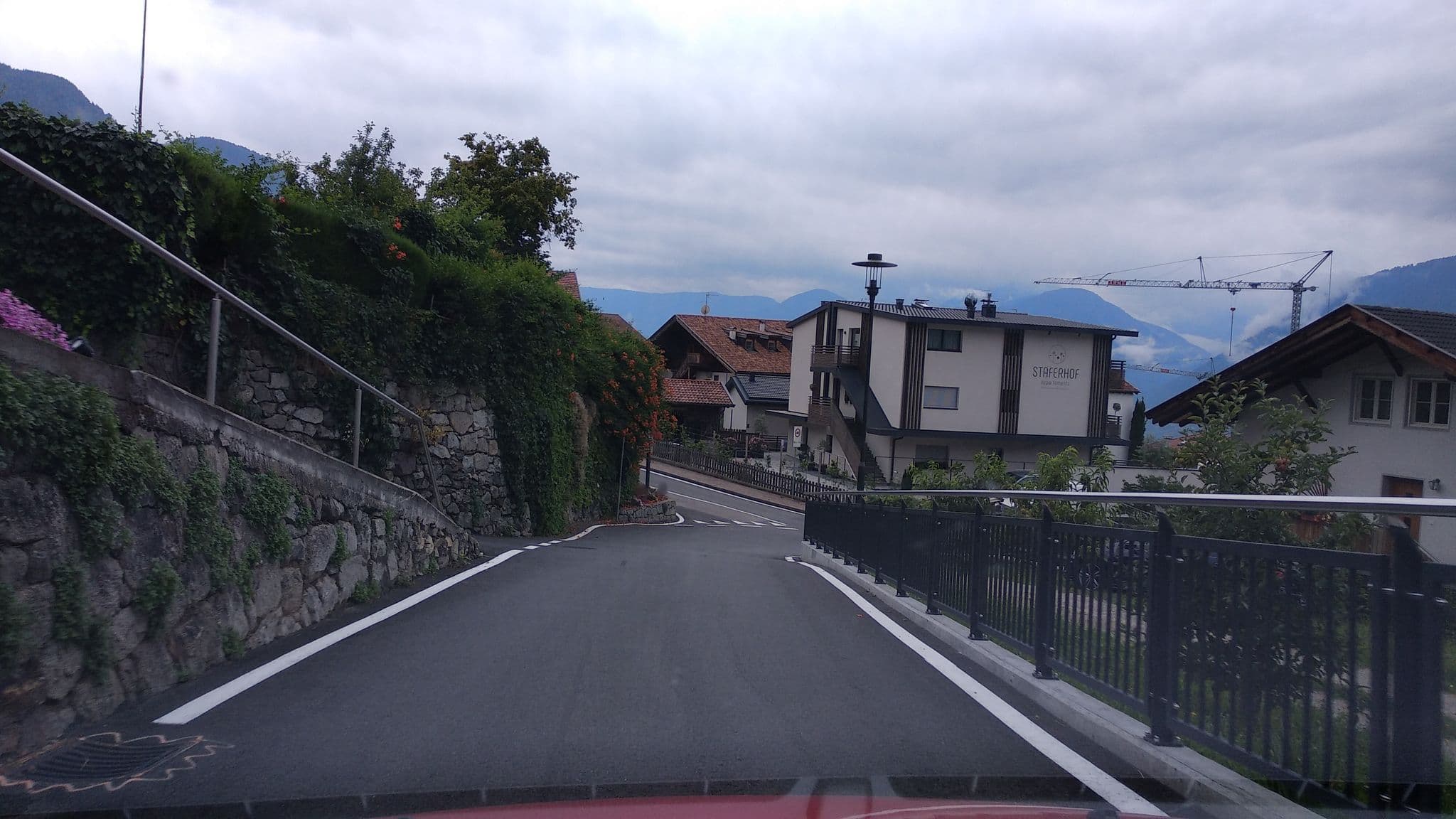 Street view near Pension Nelkenstein SAS di Kofler Martina & Co, Scena — © steinm (CC BY-SA · Mapillary)