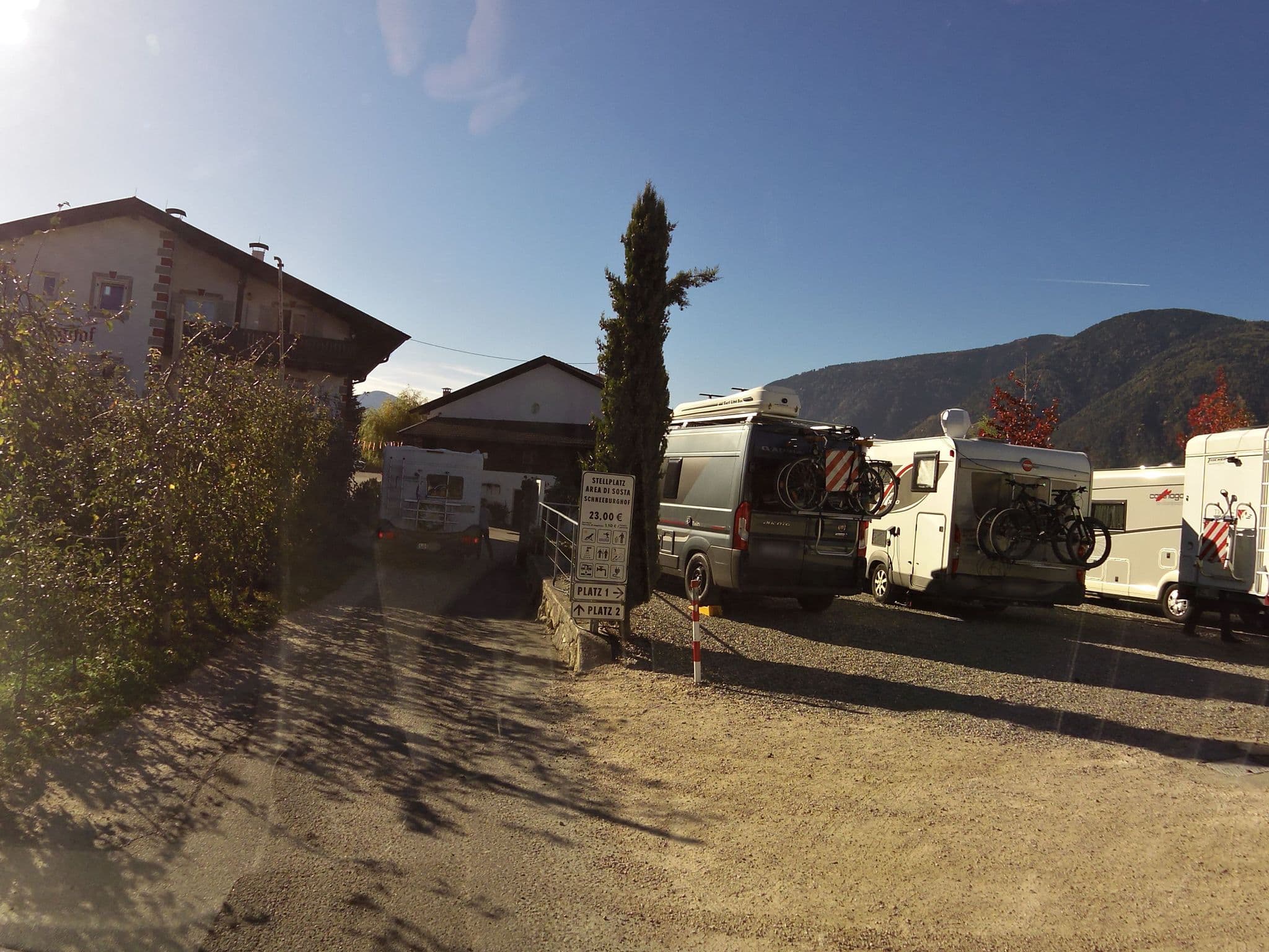 Street view near Garni Schneeburghof, Merano — © czmrtn (CC BY-SA · Mapillary)