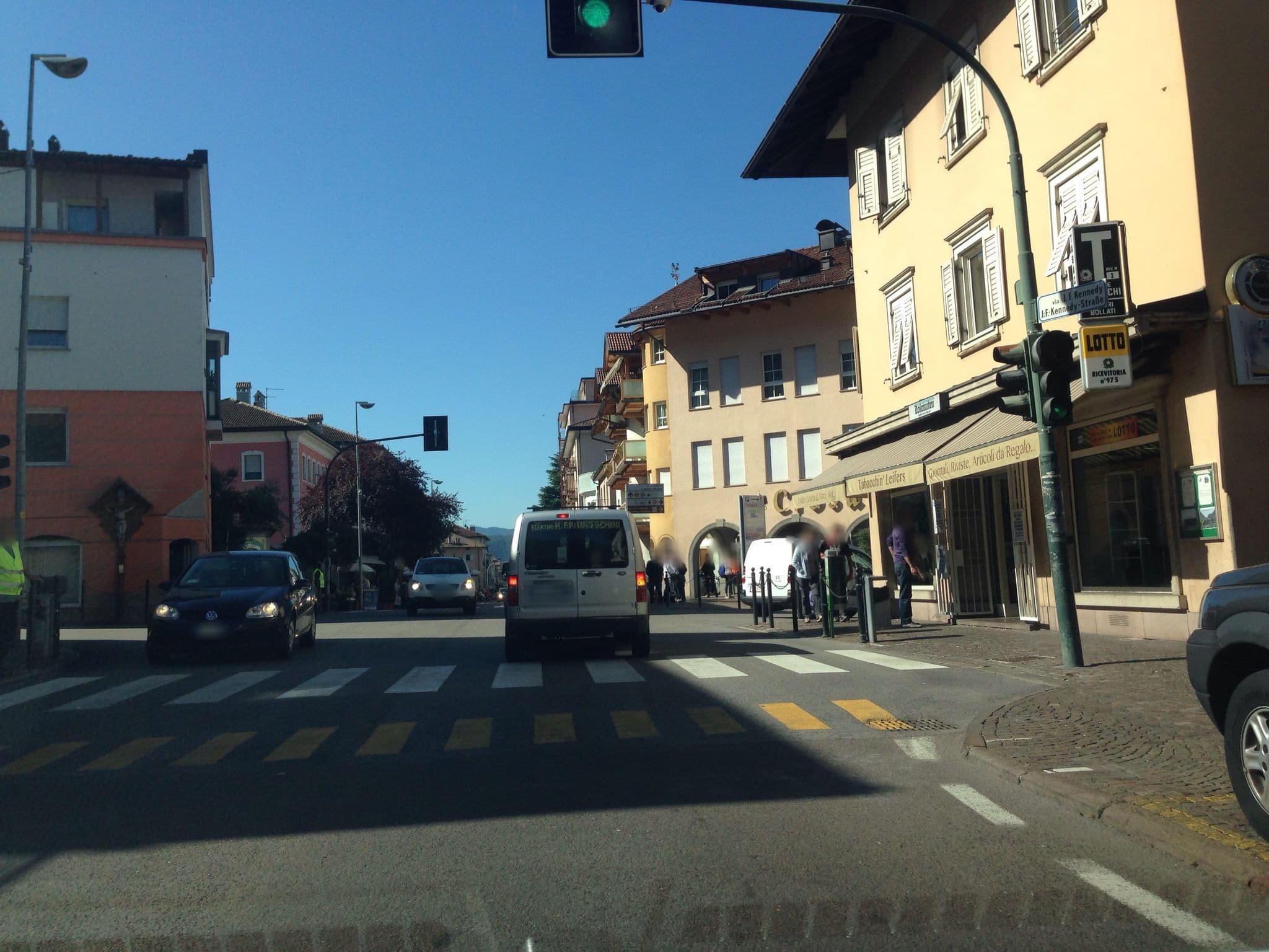 Street view near Tschffenerlhof di Rainer Josef, Laives — © descilla (CC BY-SA · Mapillary)
