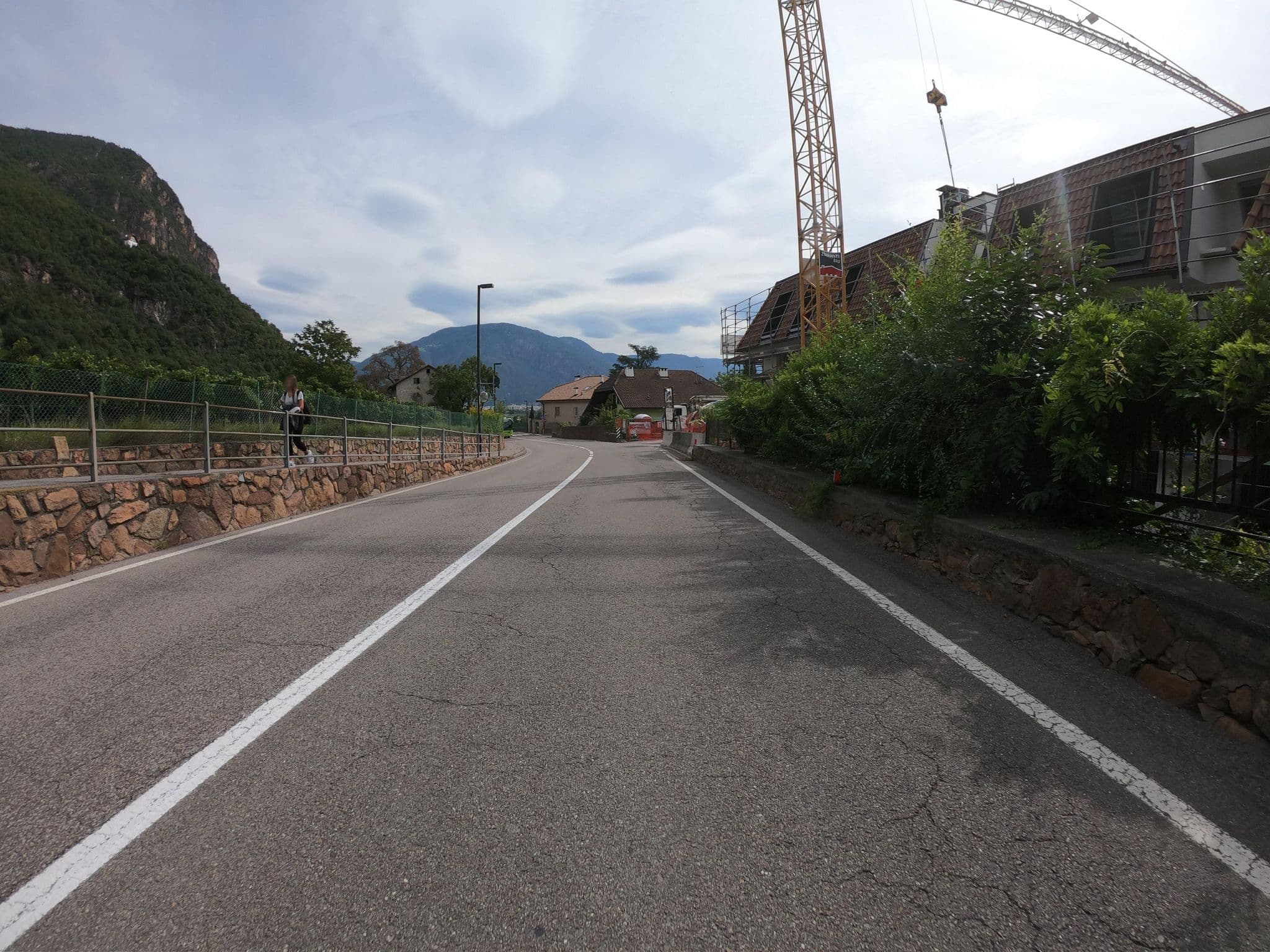 Street view near Hotel Khun, Terlano — © joostjakob (CC BY-SA · Mapillary)