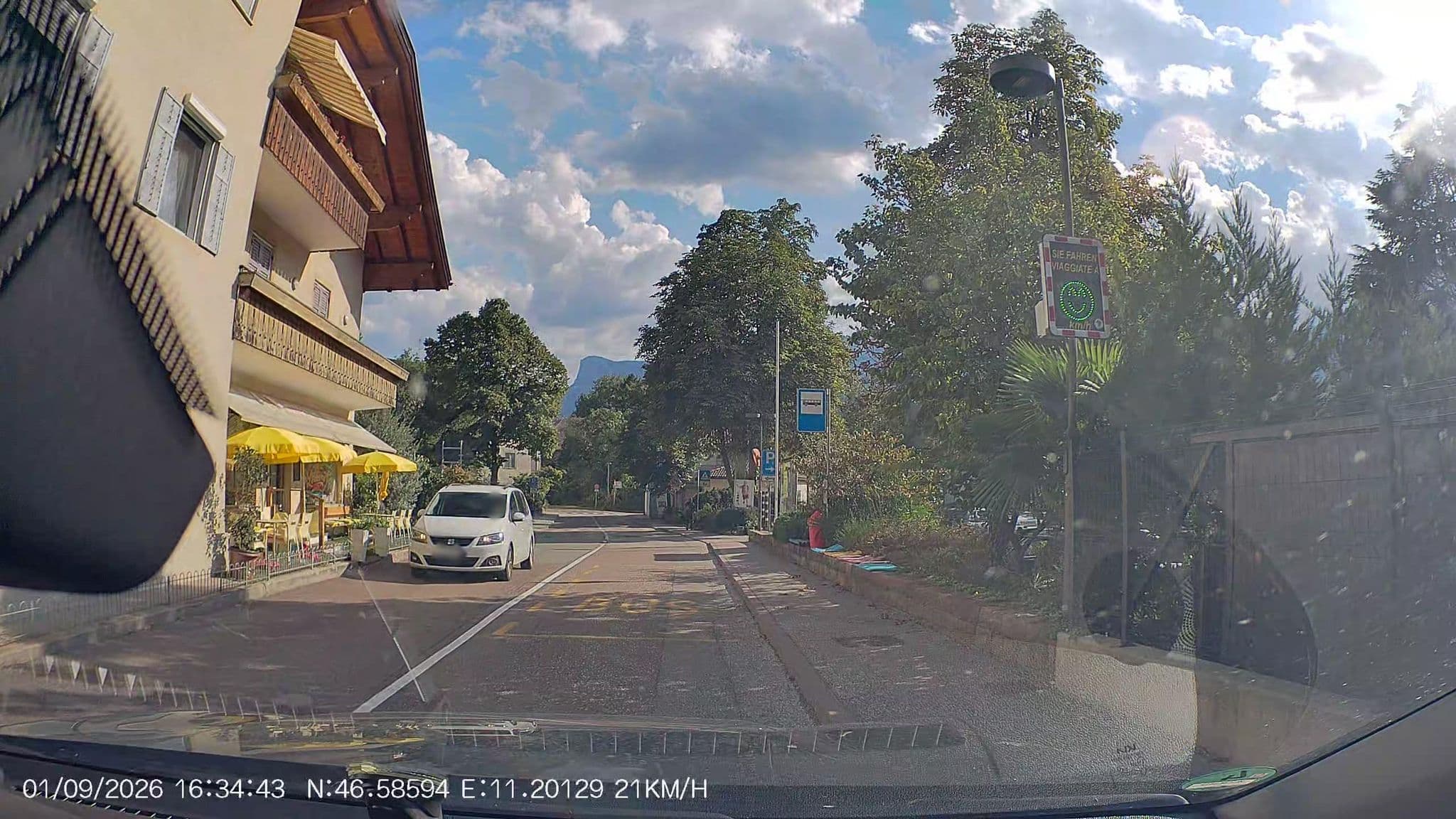 Street view near Albergo Albero Verde, Gargazzone — © AR88 (CC BY-SA · Mapillary)