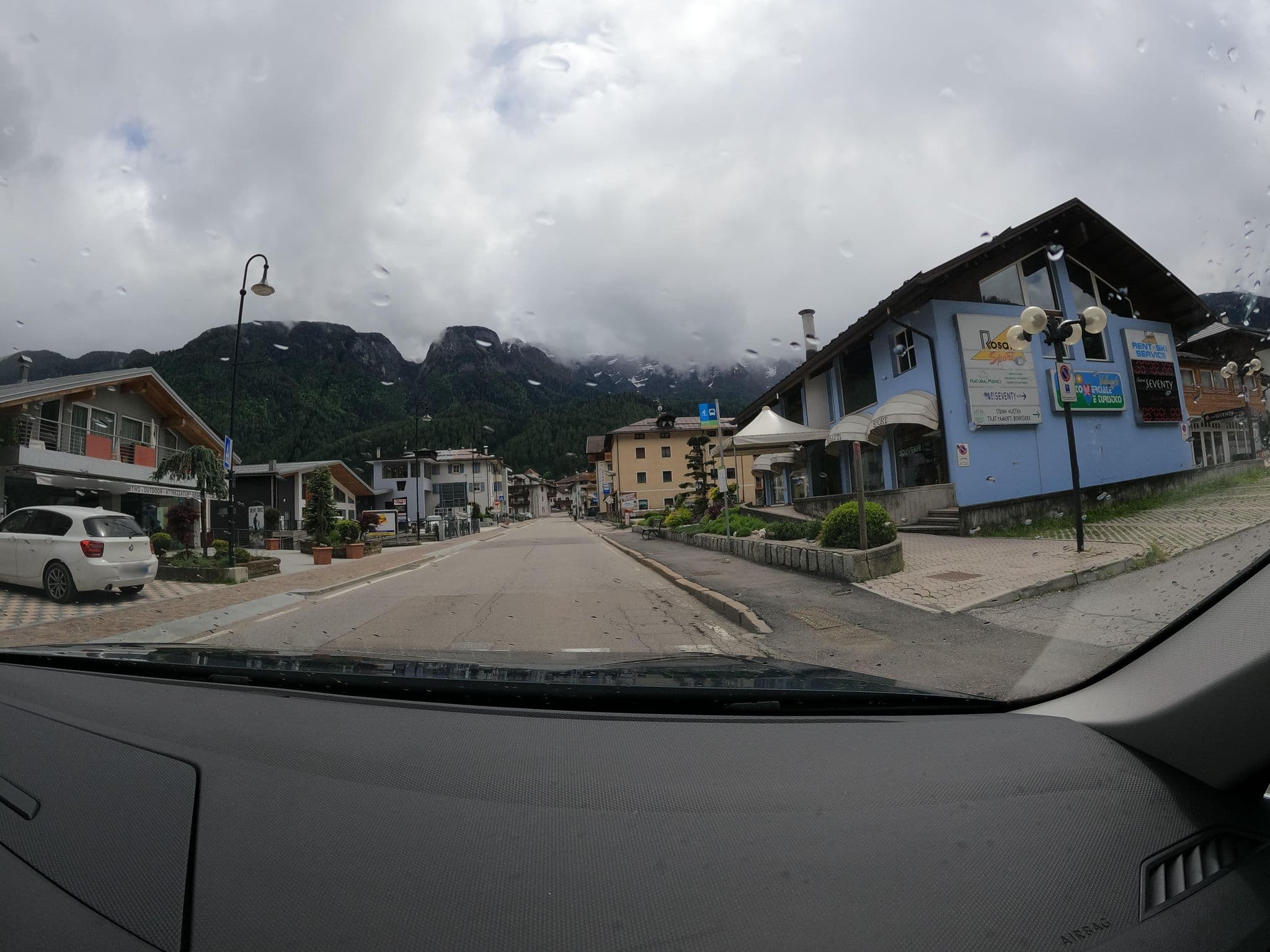 Street view near Margeni SRL, Dimaro — © borovac (CC BY-SA · Mapillary)