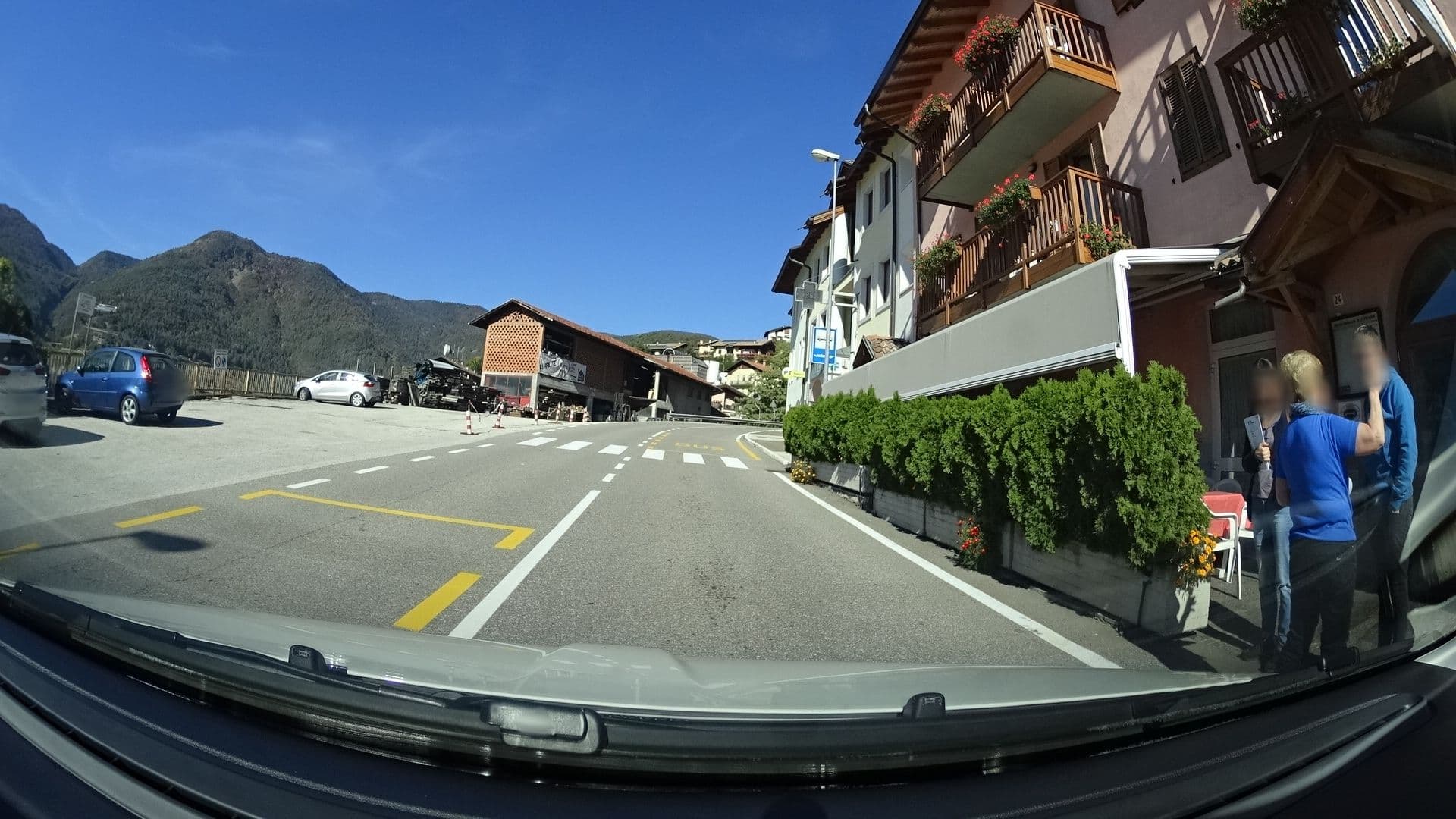 Street view near Hotel Alle Piramidi Frazione Scancio 24 Segonzano, Cembra — © sashazykov (CC BY-SA · Mapillary)