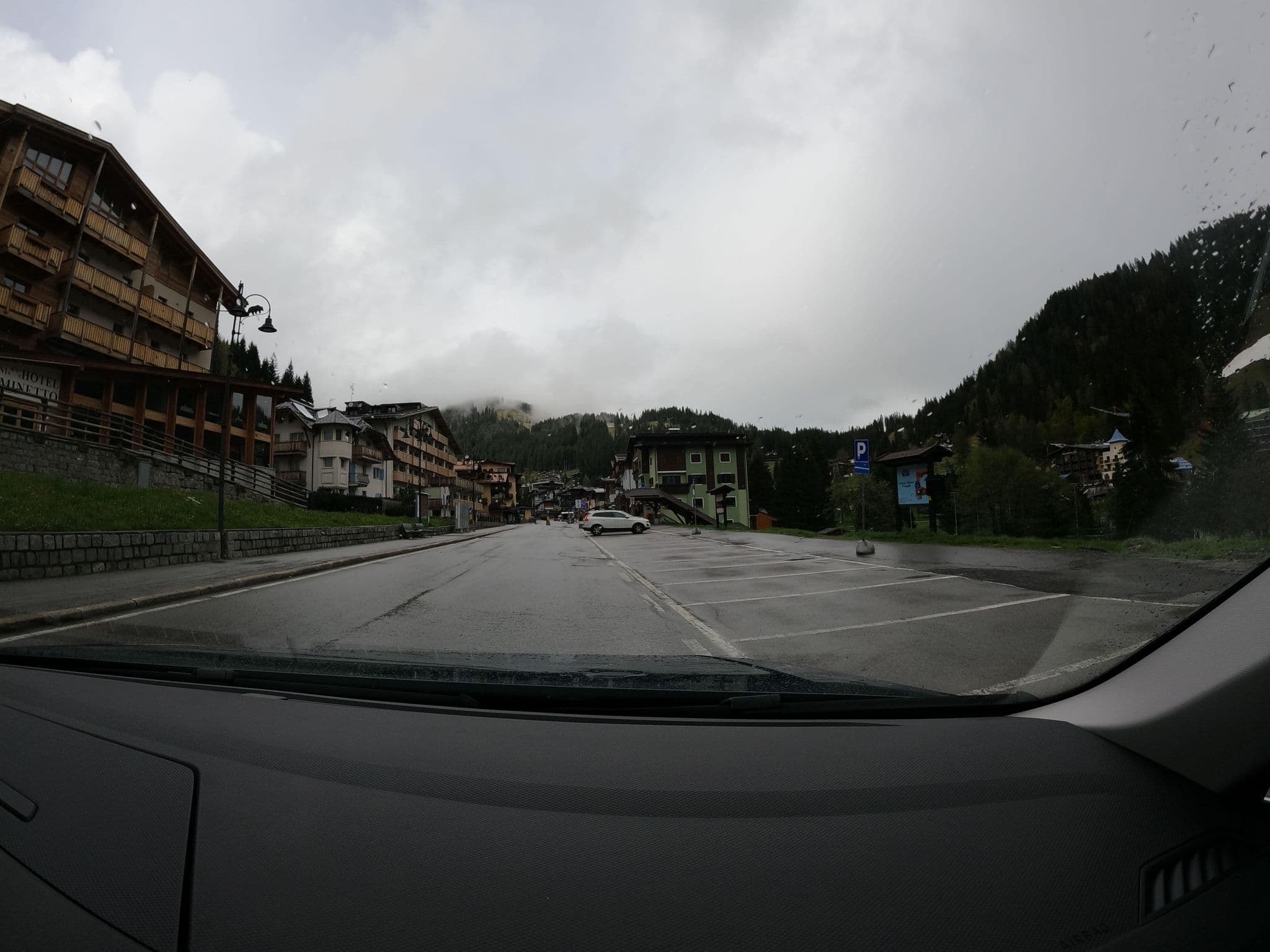 Street view near Hotel Caminetto, Pinzolo — © borovac (CC BY-SA · Mapillary)