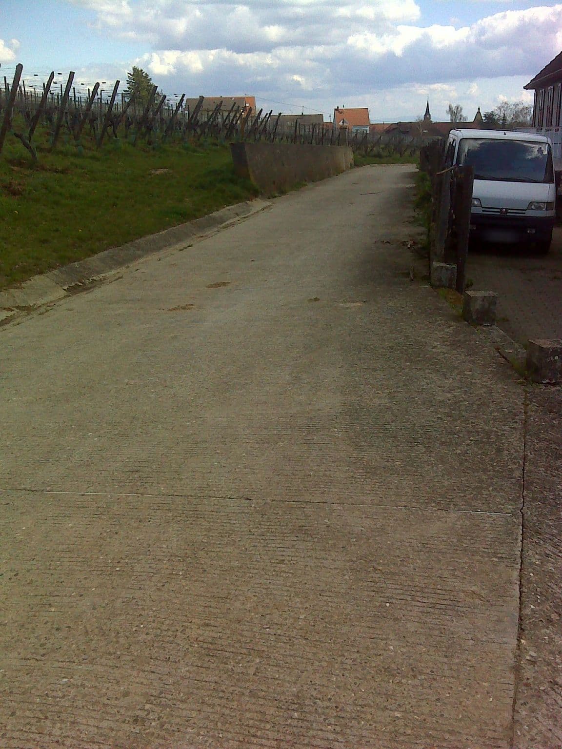 Street view near Au Pied des Vignes, Bergheim — © bernardvoyageur (CC BY-SA · Mapillary)