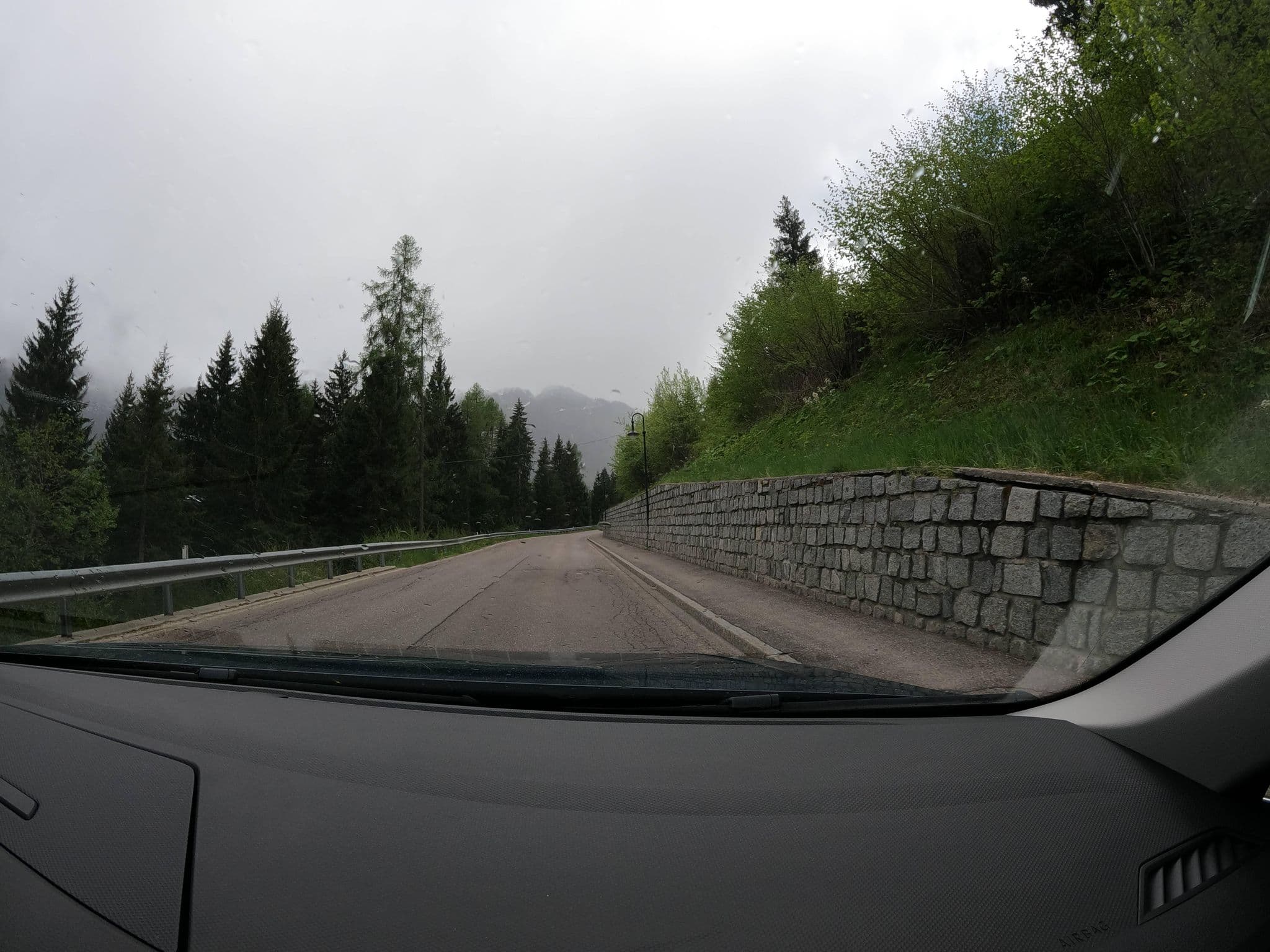 Street view near Hotel Annamaria, Dimaro — © borovac (CC BY-SA · Mapillary)