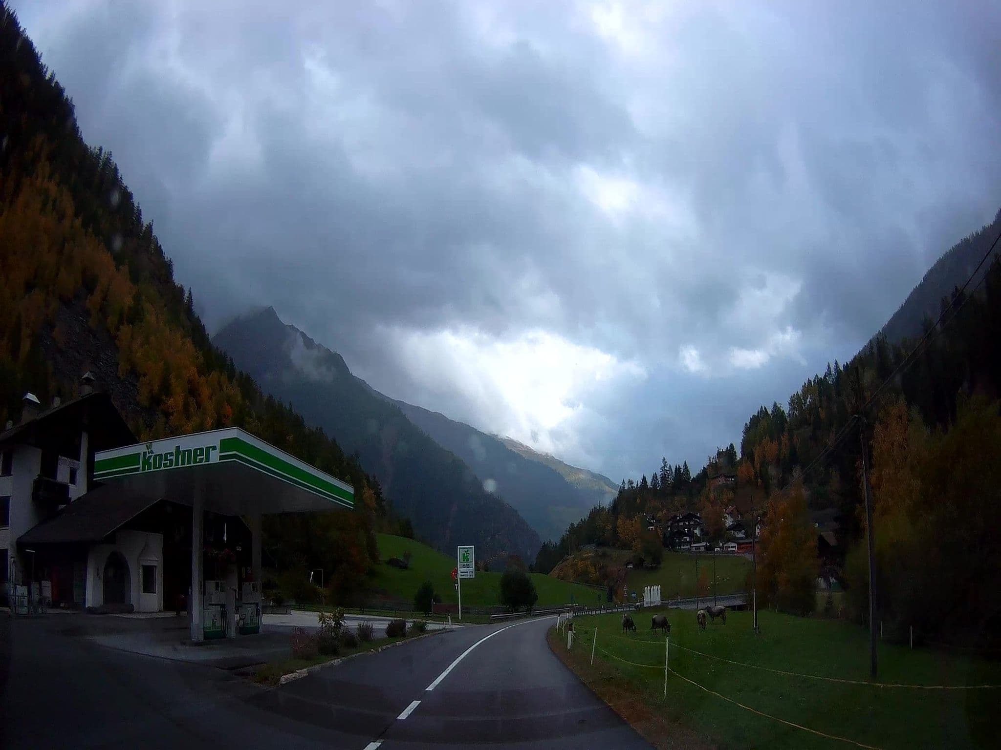 Street view near Hotel Schnals, Senales — © fuchserl (CC BY-SA · Mapillary)