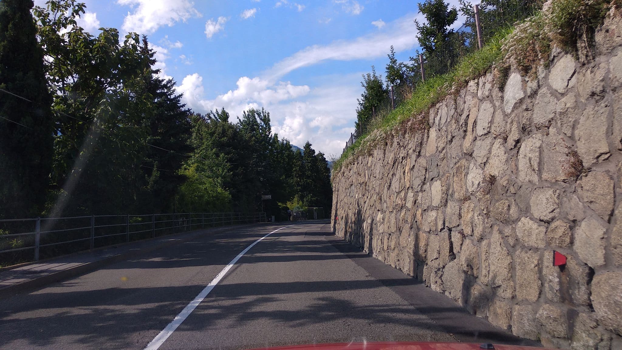 Street view near Hotel lagrein der waldner birgit & co.kg, Scena — © steinm (CC BY-SA · Mapillary)