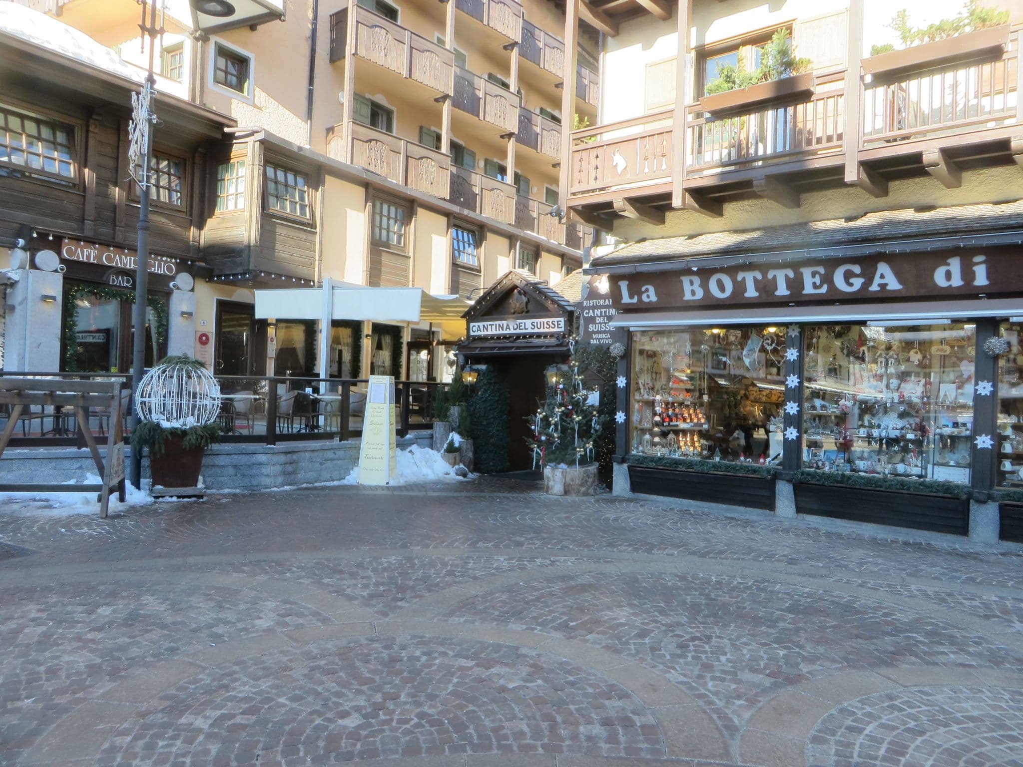 Street view near Villa Madonna Hotel Garni, Pinzolo — © lary_fede (CC BY-SA · Mapillary)
