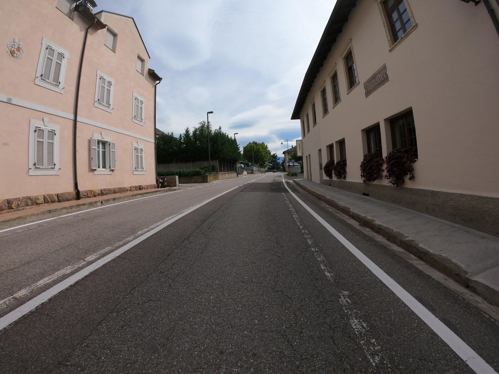 Street view near Greifenstein, Terlano — © joostjakob (CC BY-SA · Mapillary)