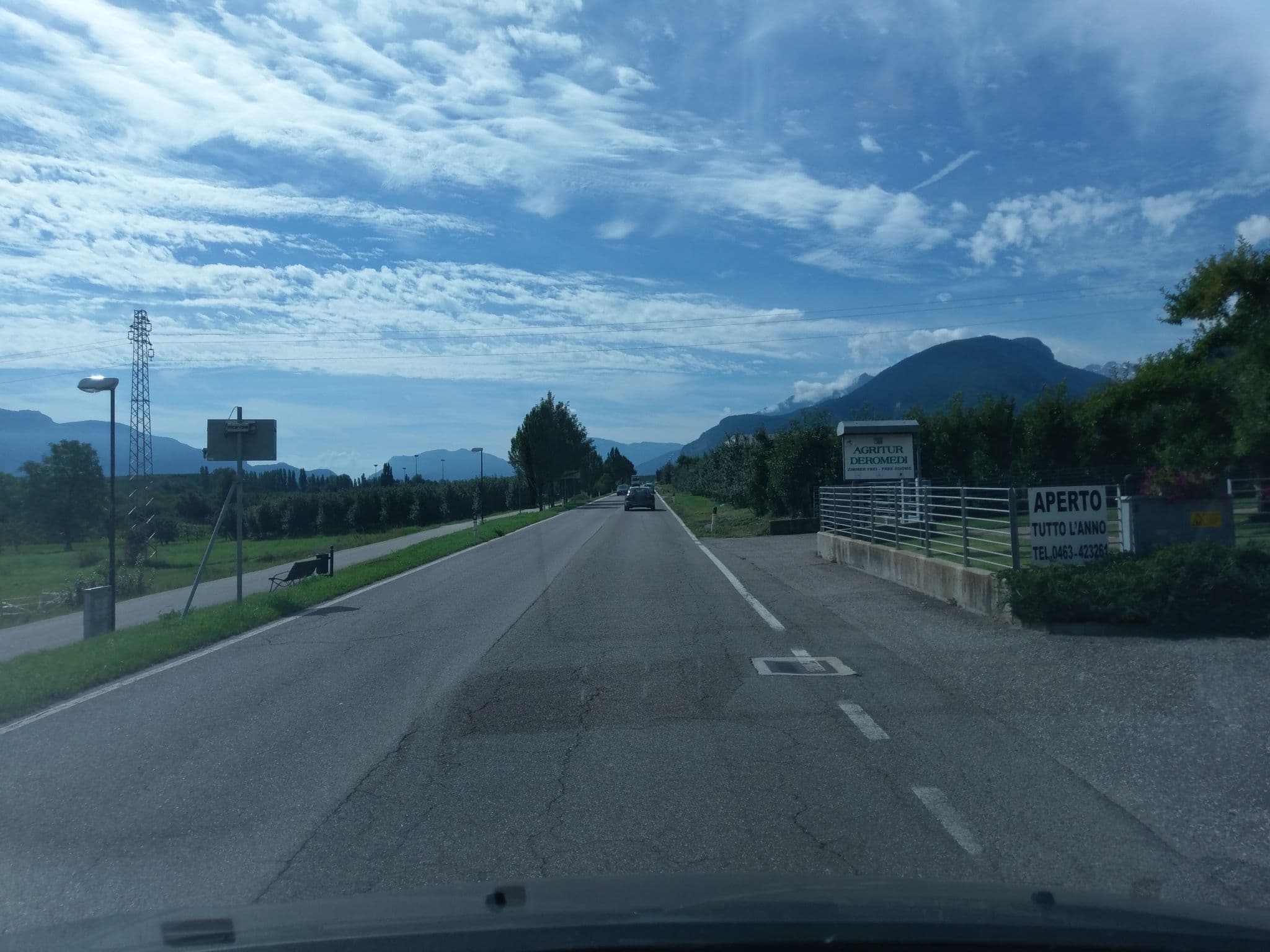 Street view near Agritur Deromedi, Cles — © bufonto (CC BY-SA · Mapillary)