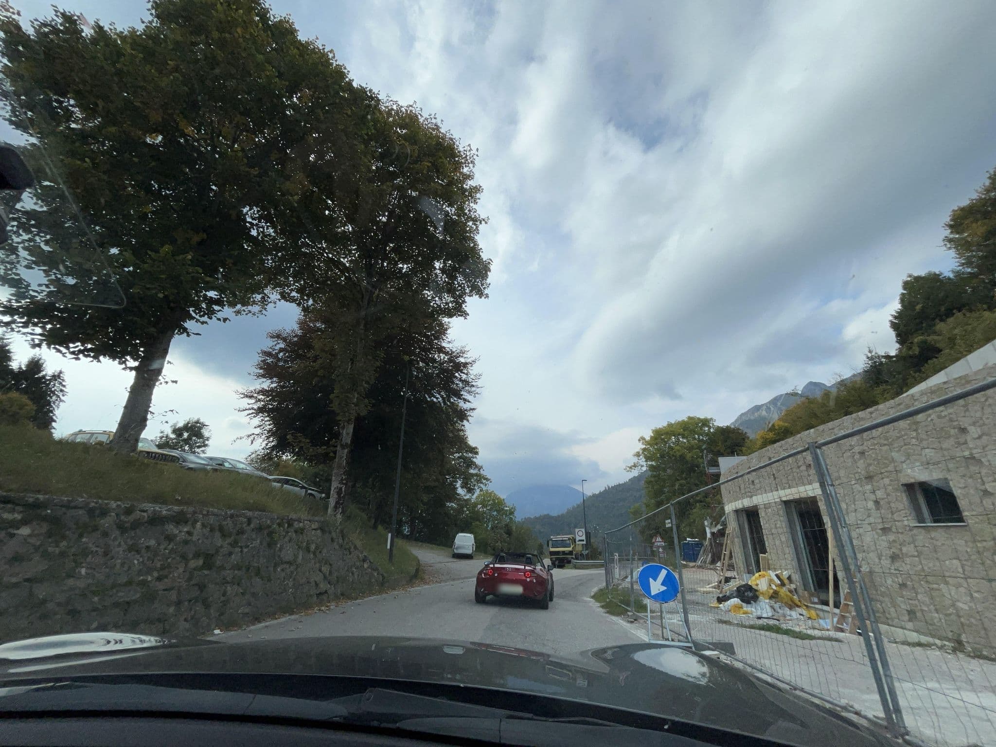 Street view near Albergo Croce D'Aune, Sovramonte — © joachim_mueller (CC BY-SA · Mapillary)