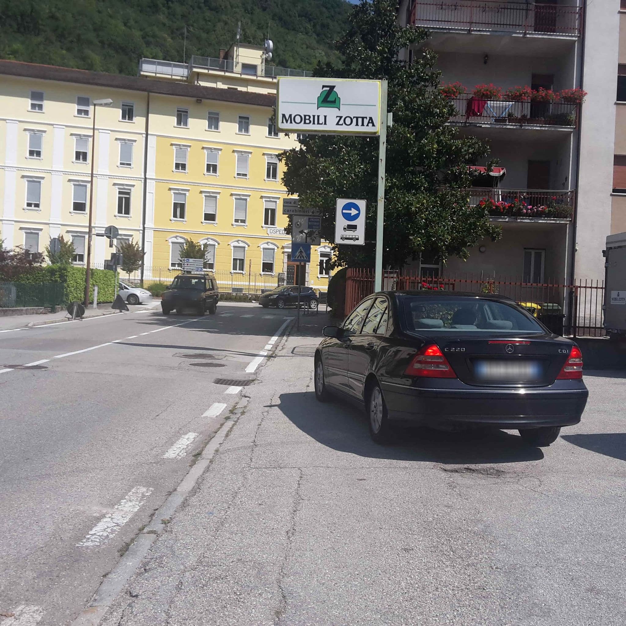 Street view near residenza Brenta, Borgo Valsugana — © vitoplus (CC BY-SA · Mapillary)