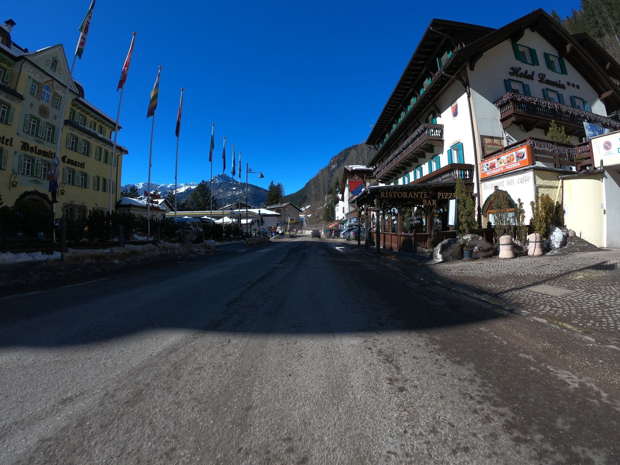 Street view near Schloss Hotel Dolomiti, Canazei — © chrisbeddow (CC BY-SA · Mapillary)
