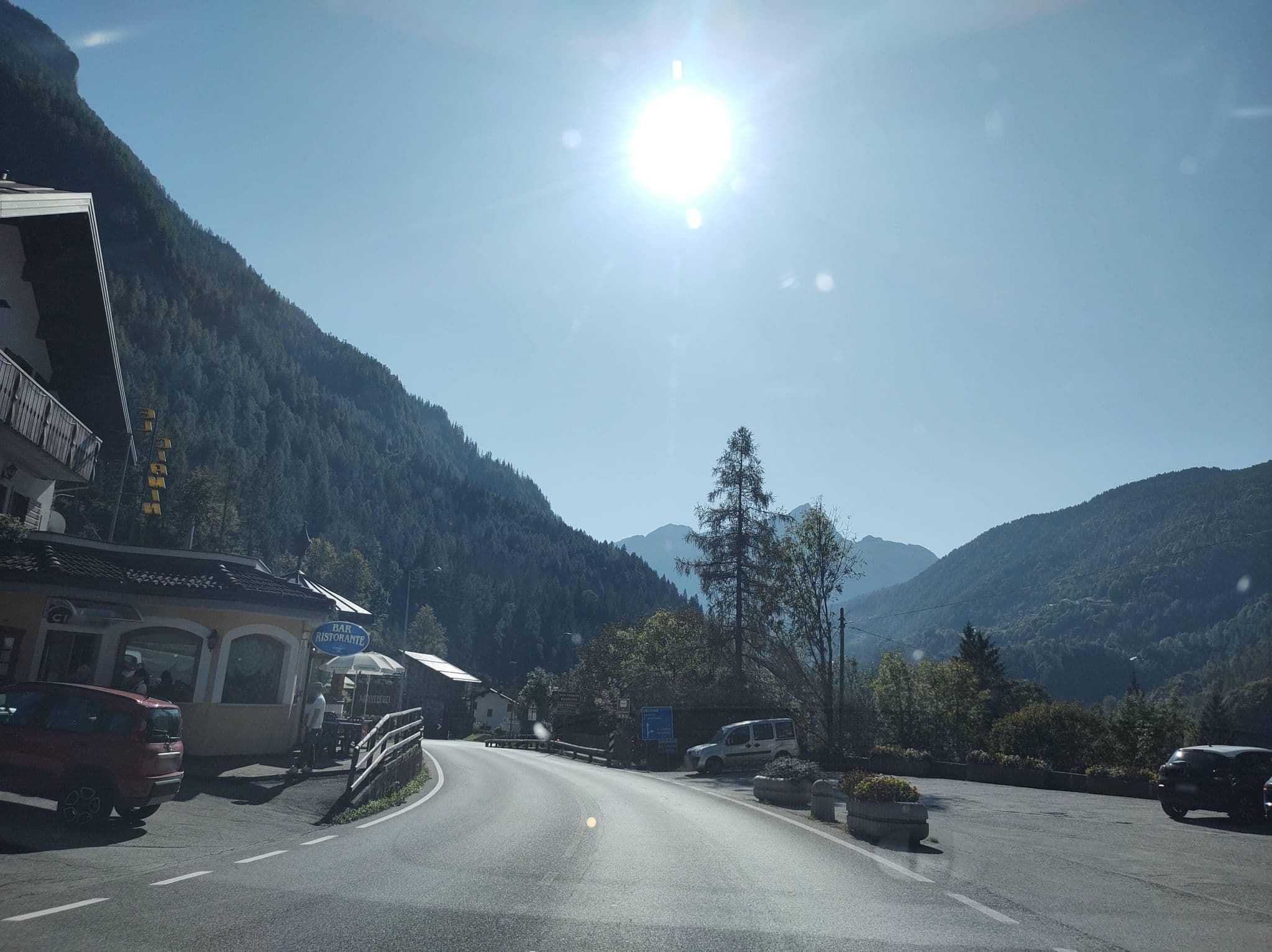 Street view near Hotel Ciclamino di Rossi Gabriele & C., Cencenighe Agordino — © thetornado76 (CC BY-SA · Mapillary)