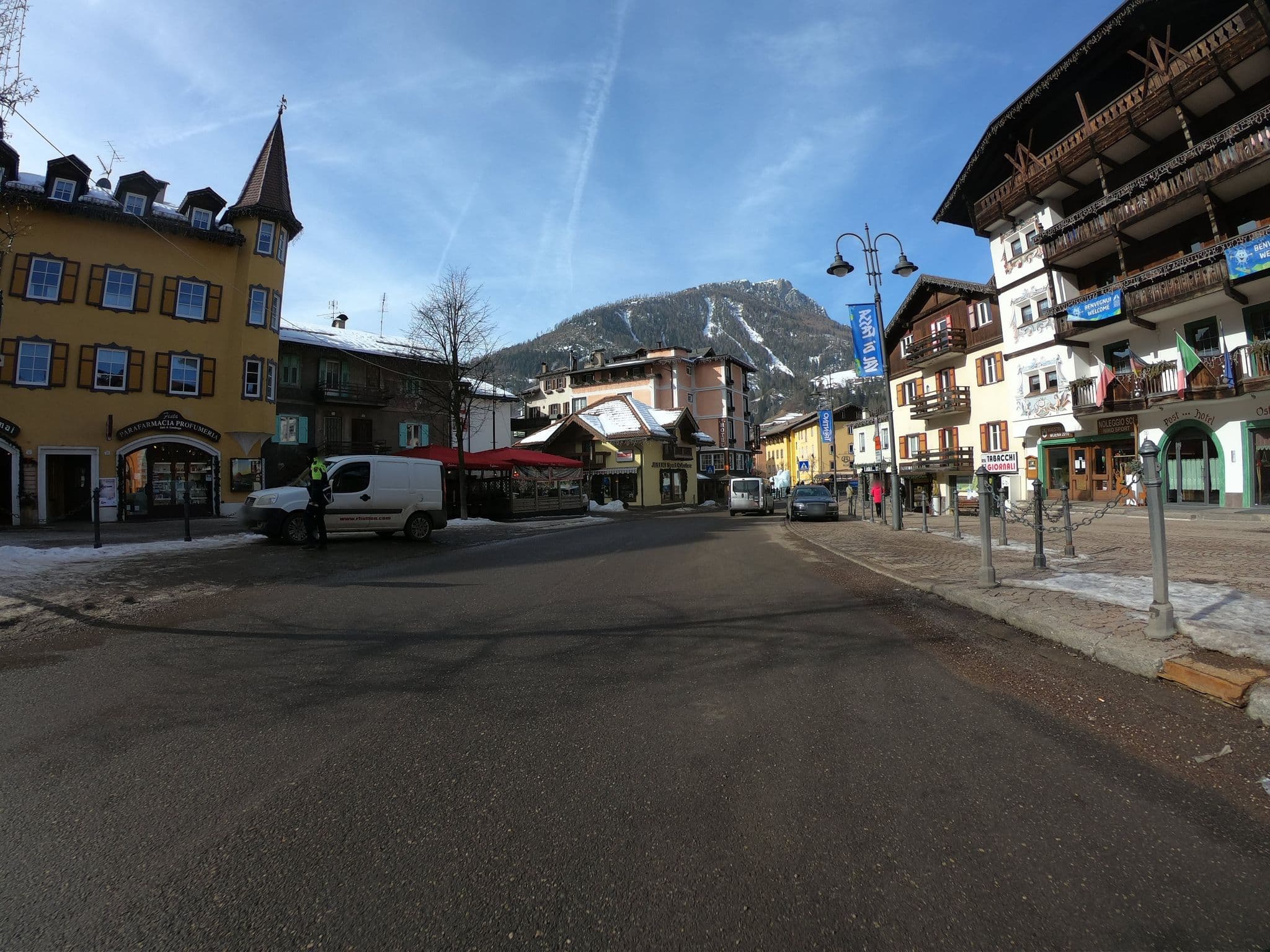 Street view near Ciasa Gianot, Moena — © chrisbeddow (CC BY-SA · Mapillary)