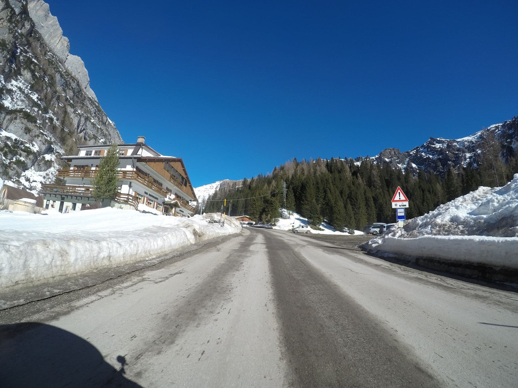 Street view near Baita Dovich, Livinallongo del Col di Lana — © chrisbeddow (CC BY-SA · Mapillary)