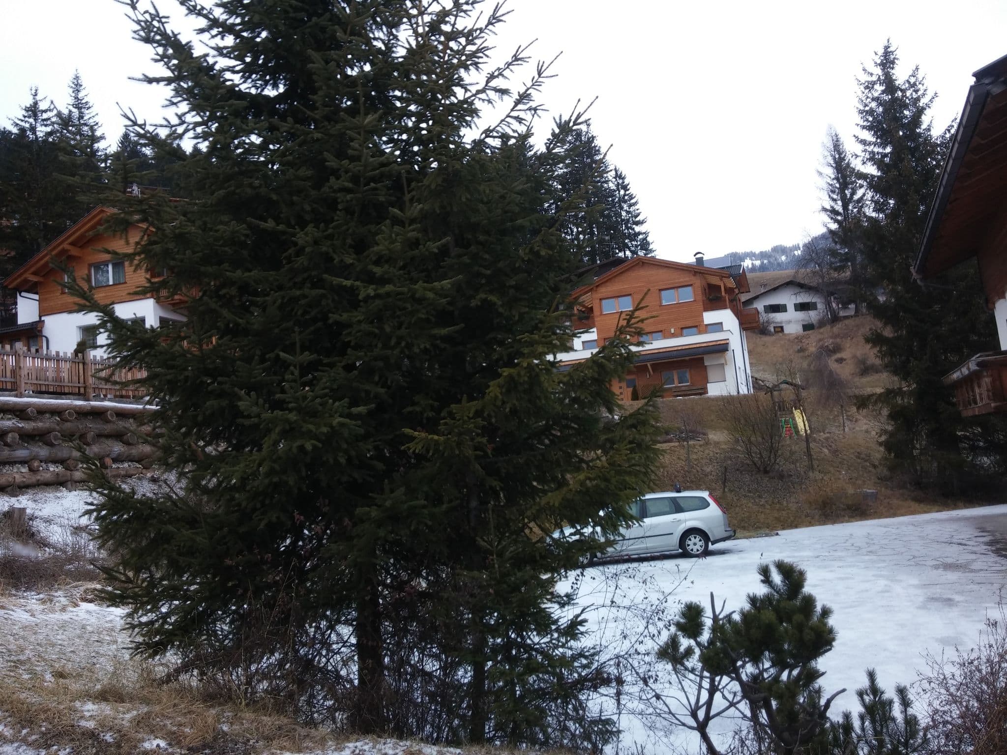 Street view near Appartments Rudiferia, La Valle - Wengen — © oliv (CC BY-SA · Mapillary)