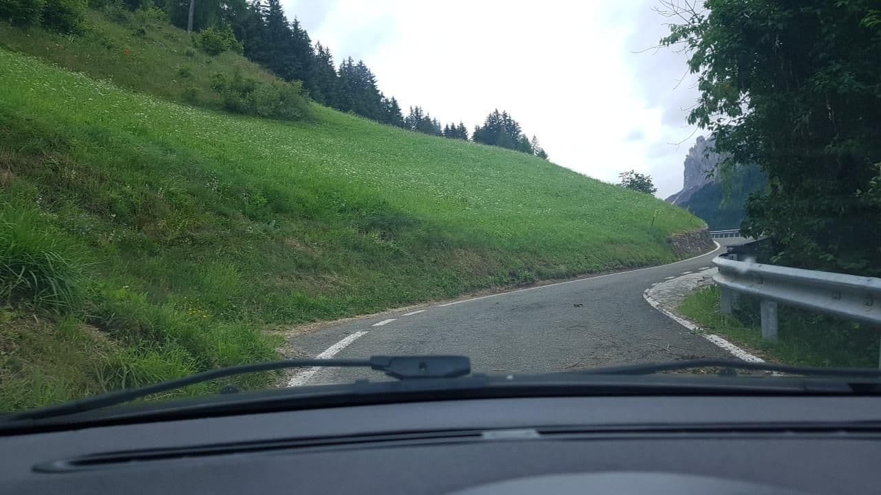 Street view near Ansitz Agritourismo Putzerhof, Funes - Villnoess — © mik007 (CC BY-SA · Mapillary)