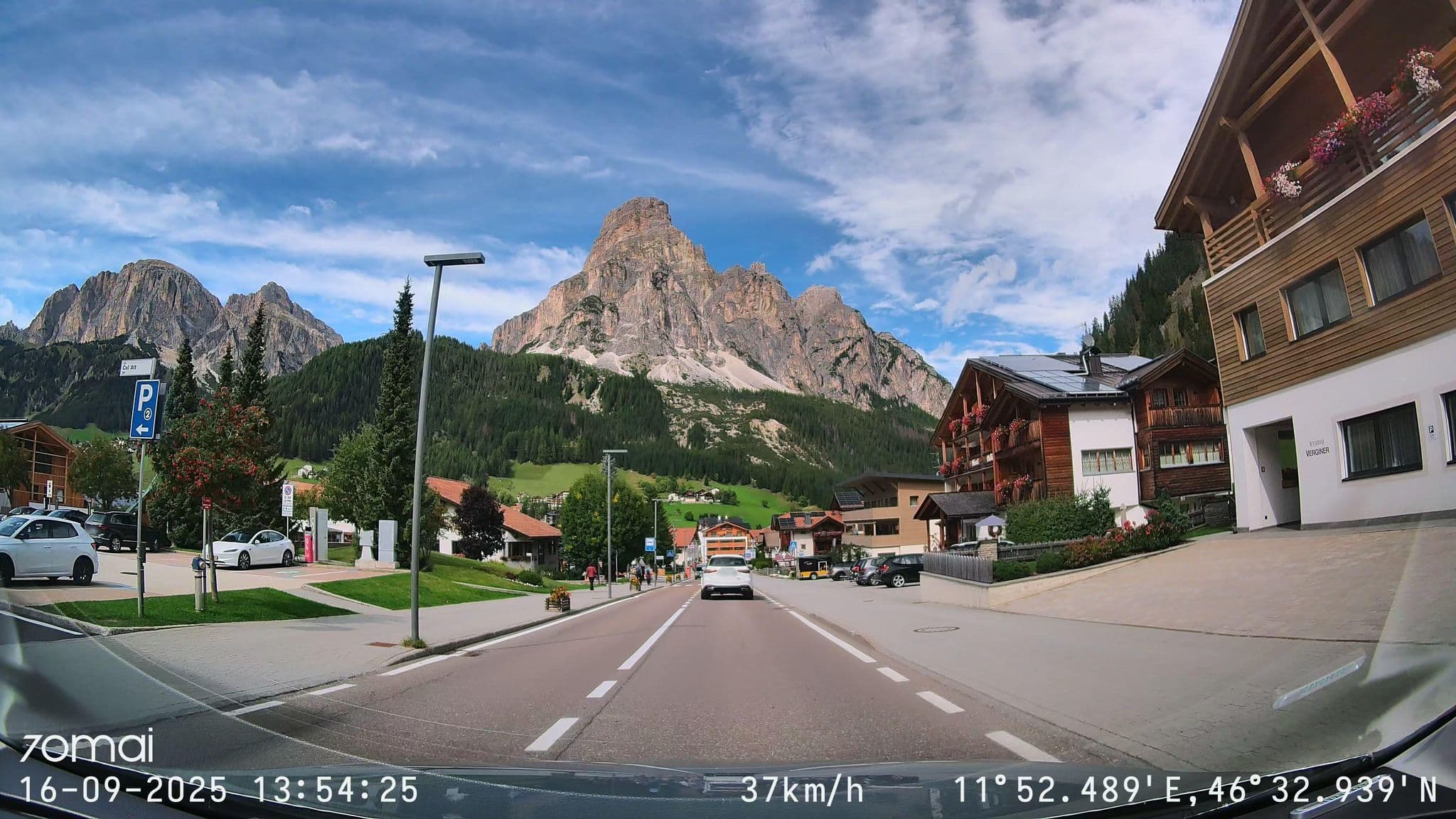 Street view near Villa Tony - Small Romantic Hotel, Selva — © doriel (CC BY-SA · Mapillary)