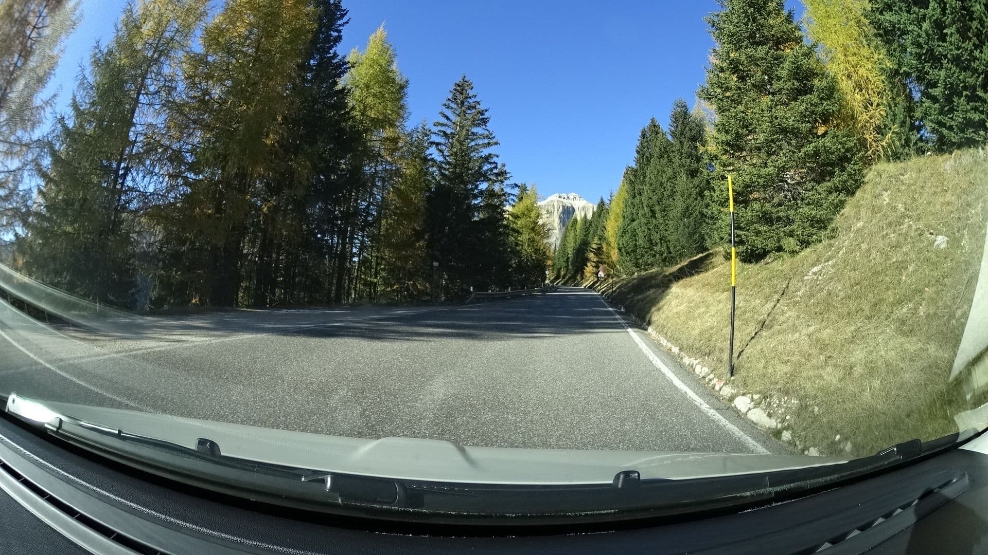Street view near bellavistahotel, Canazei — © sashazykov (CC BY-SA · Mapillary)