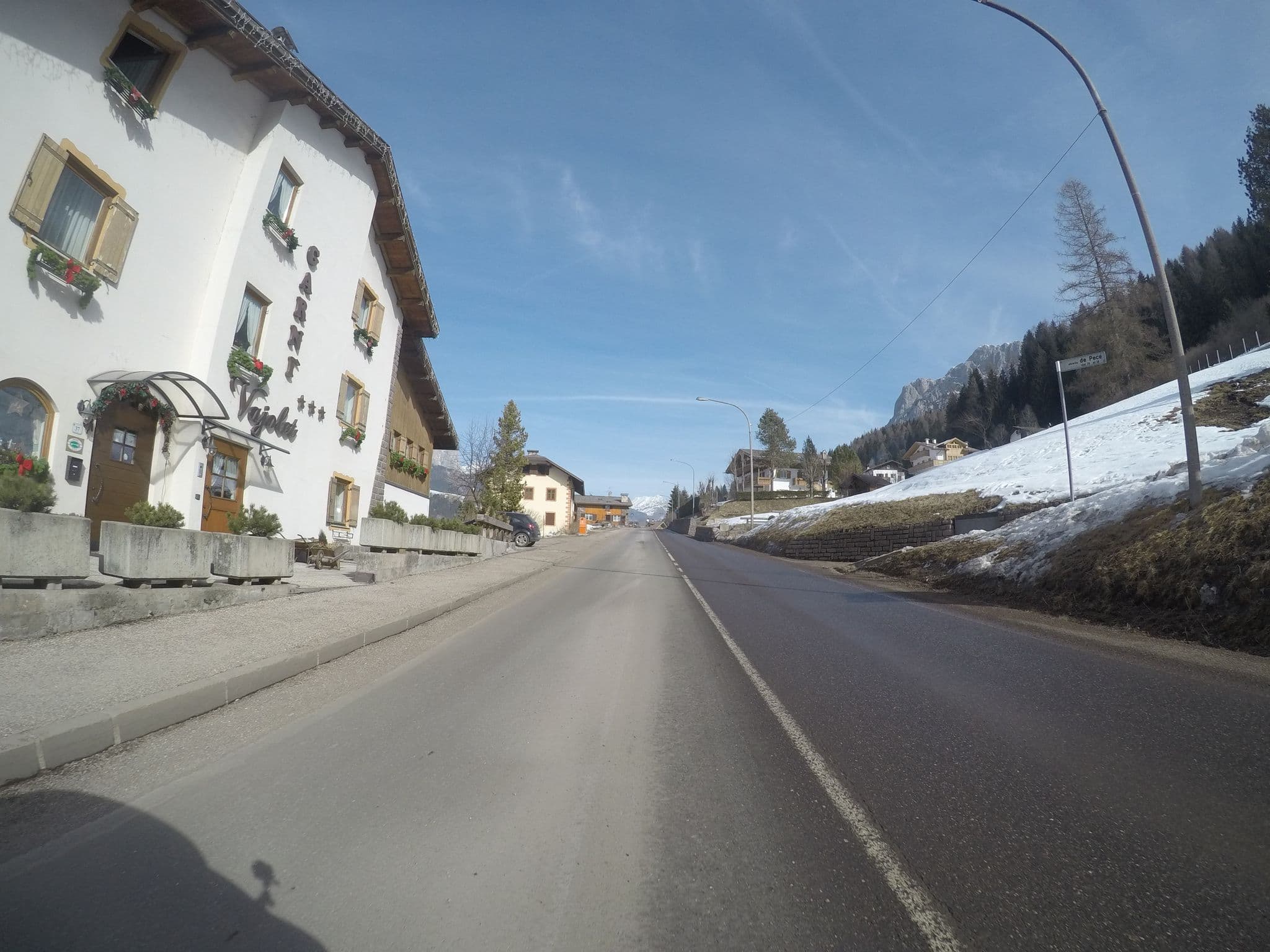 Street view near Hotel Vajolet SNC di Chiocchetti Ezio & C., Moena — © chrisbeddow (CC BY-SA · Mapillary)