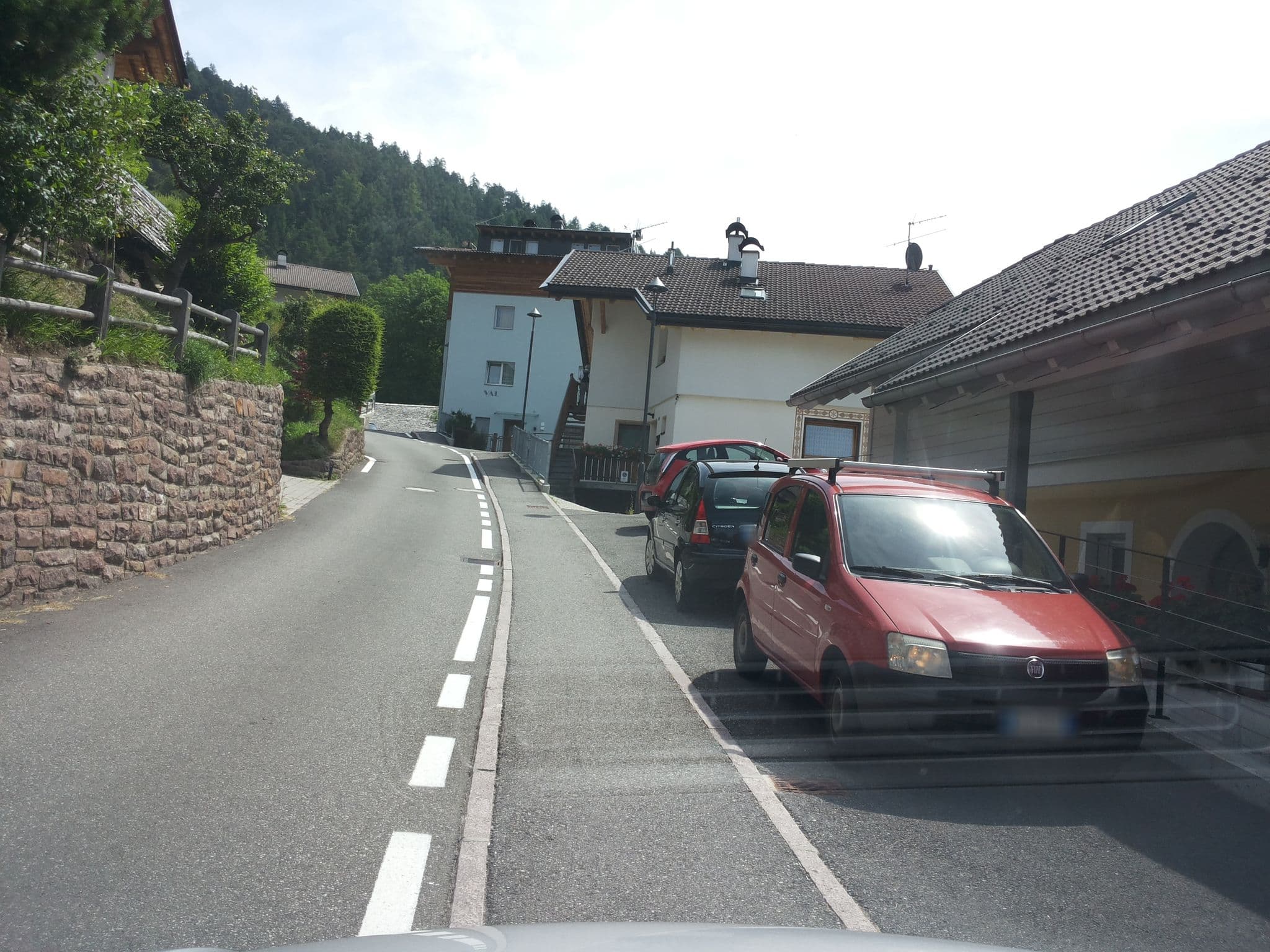 Street view near Annabel B&B and Apartments, Ortisei — © musuruan (CC BY-SA · Mapillary)