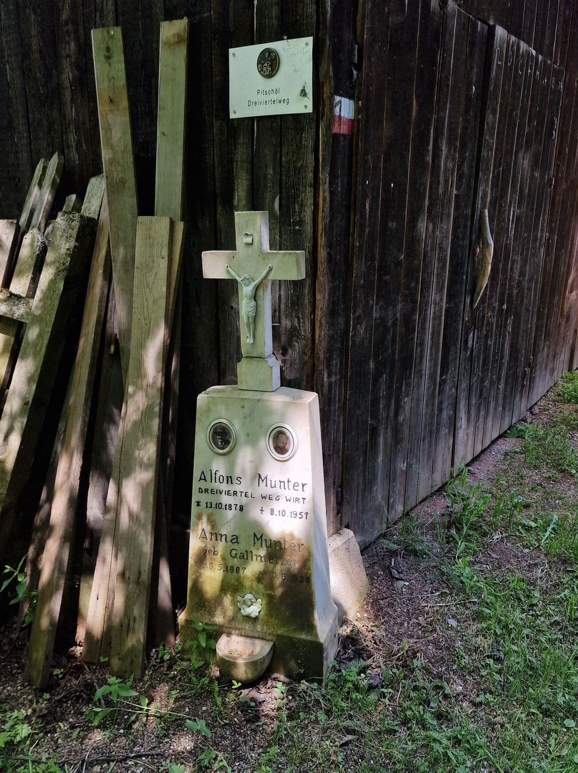 Street view near Albergo Bewaller, Nova Ponente — © santon (CC BY-SA · Mapillary)