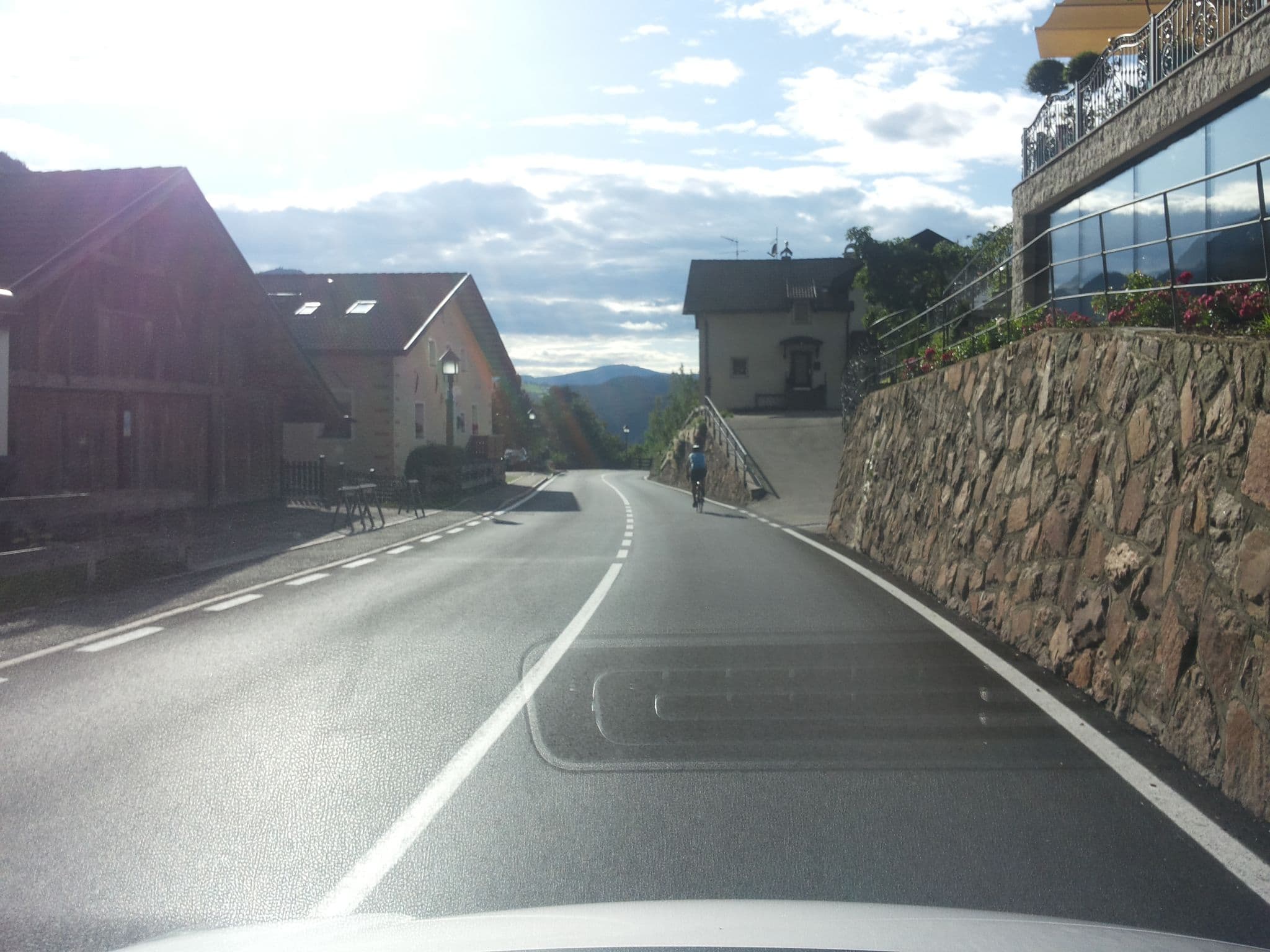 Street view near Alpin Garden Wellness Resort Ortisei, Ortisei — © musuruan (CC BY-SA · Mapillary)