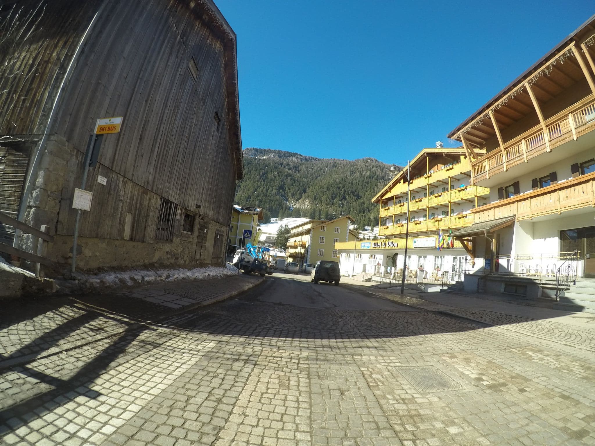 Street view near Albergo Aida di Deluca Daniele & C. SNC, Pozza di Fassa — © chrisbeddow (CC BY-SA · Mapillary)