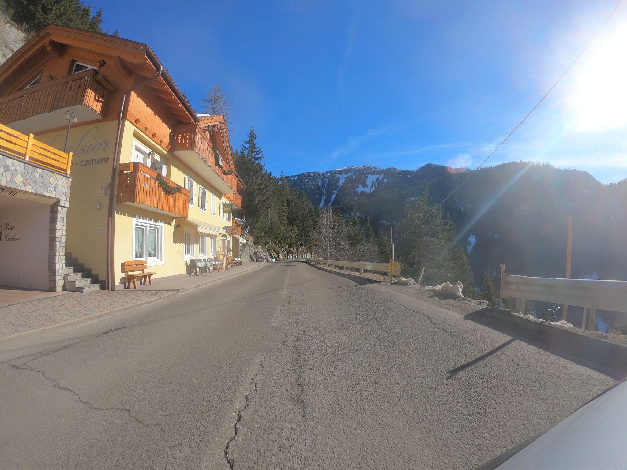 Street view near Hotel Garni Excelsior, Livinallongo del Col di Lana — © chrisbeddow (CC BY-SA · Mapillary)