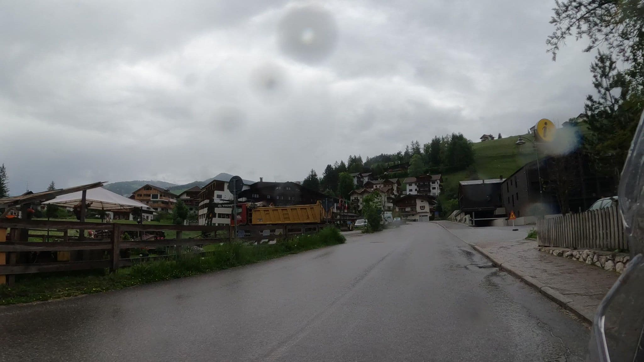 Street view near Villa Melitta, La Valle - Wengen — © crami (CC BY-SA · Mapillary)