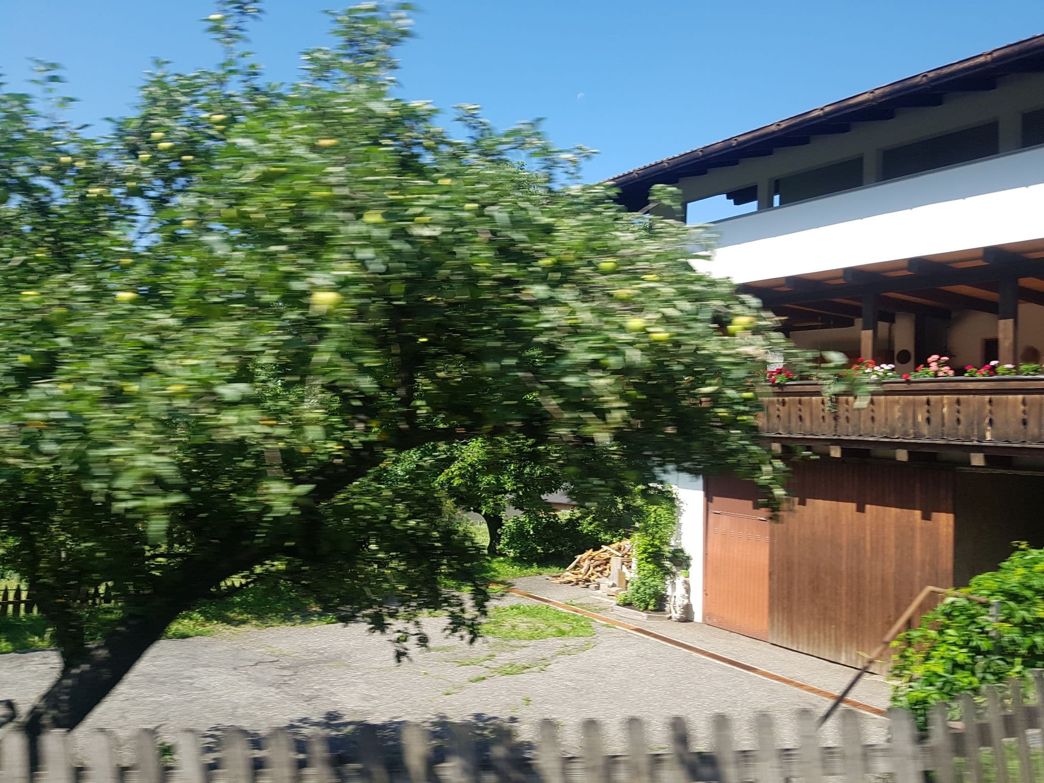 Street view near Golfhotel Sonne, Siusi — © houtari (CC BY-SA · Mapillary)