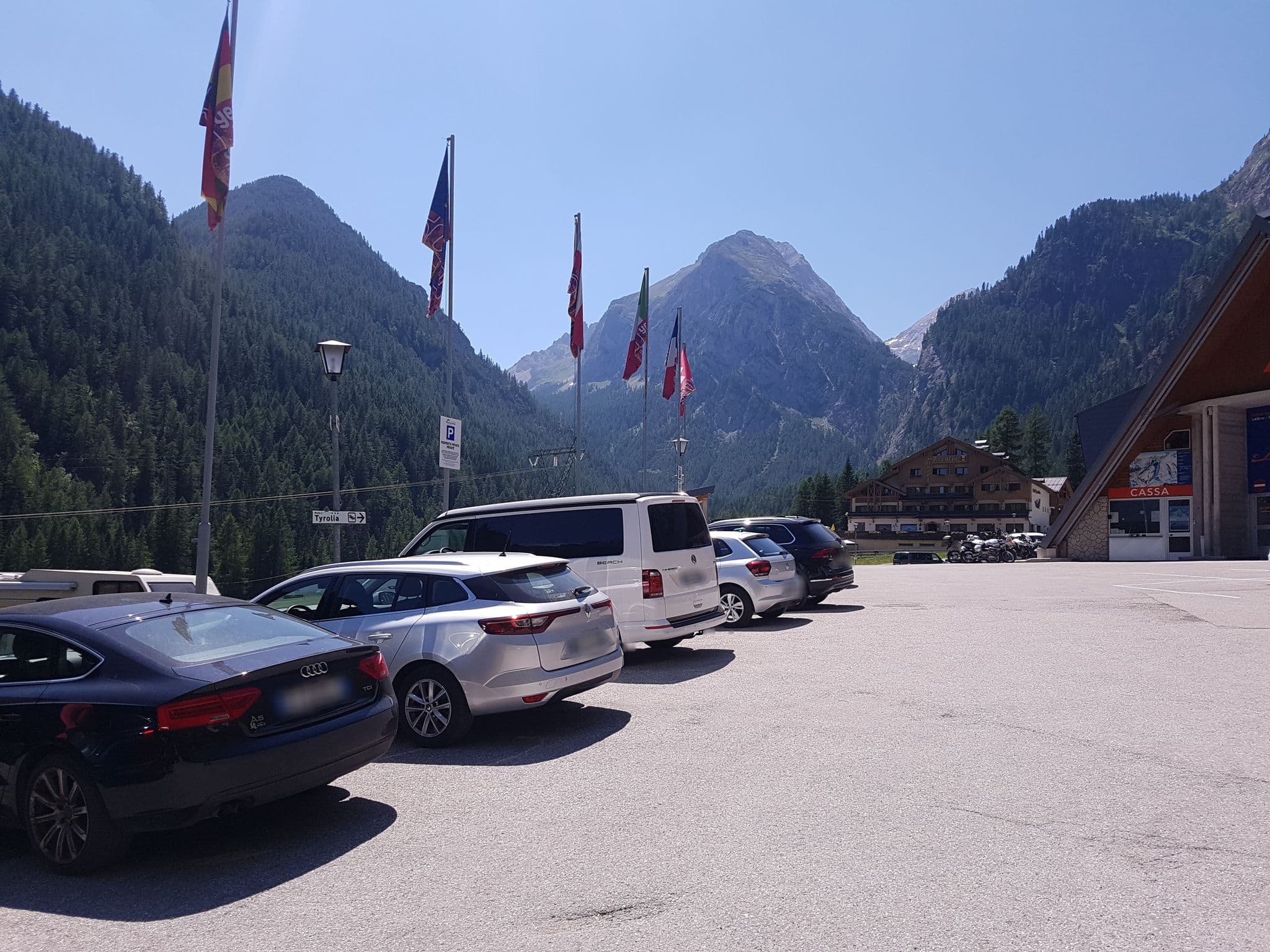 Street view near Dolomites Dream Marmolada, Livinallongo del Col di Lana — © dsmm (CC BY-SA · Mapillary)