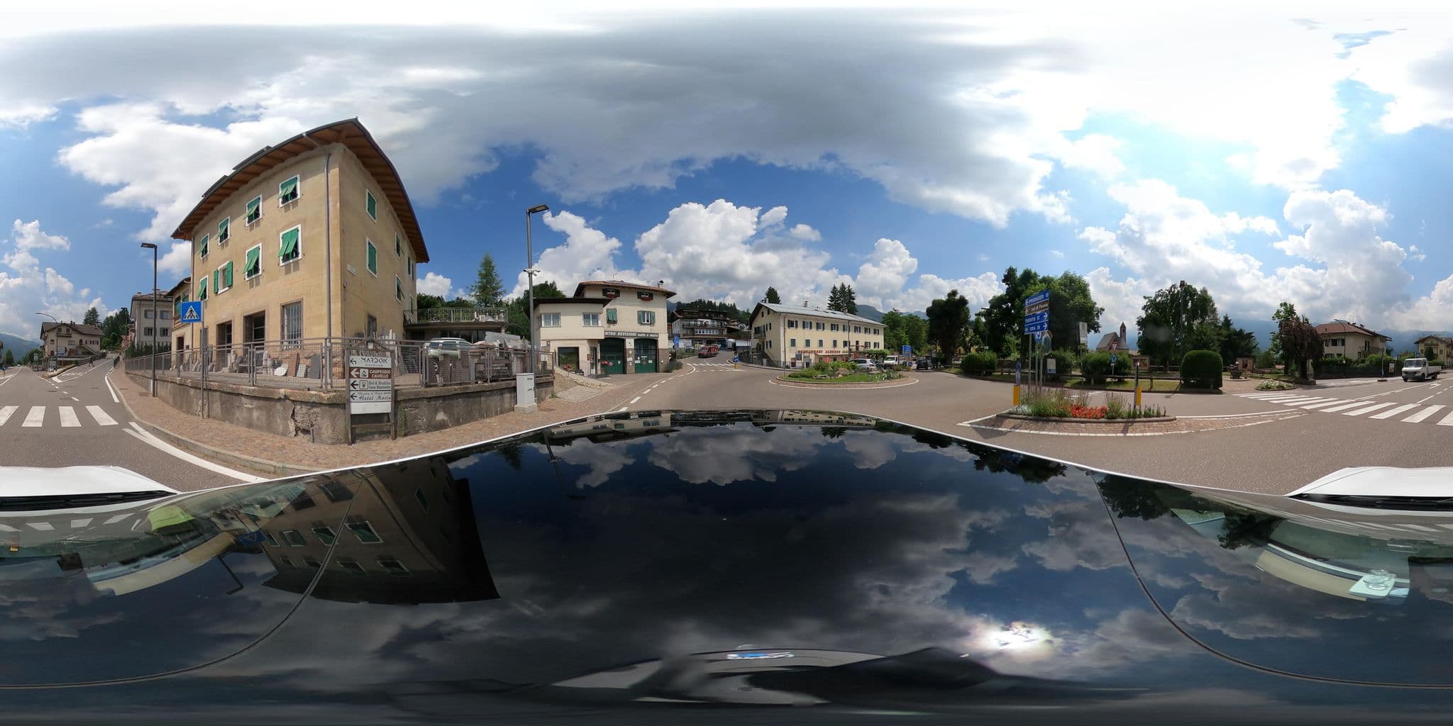Street view near albergo stella, Cavalese — © peterleth (CC BY-SA · Mapillary)