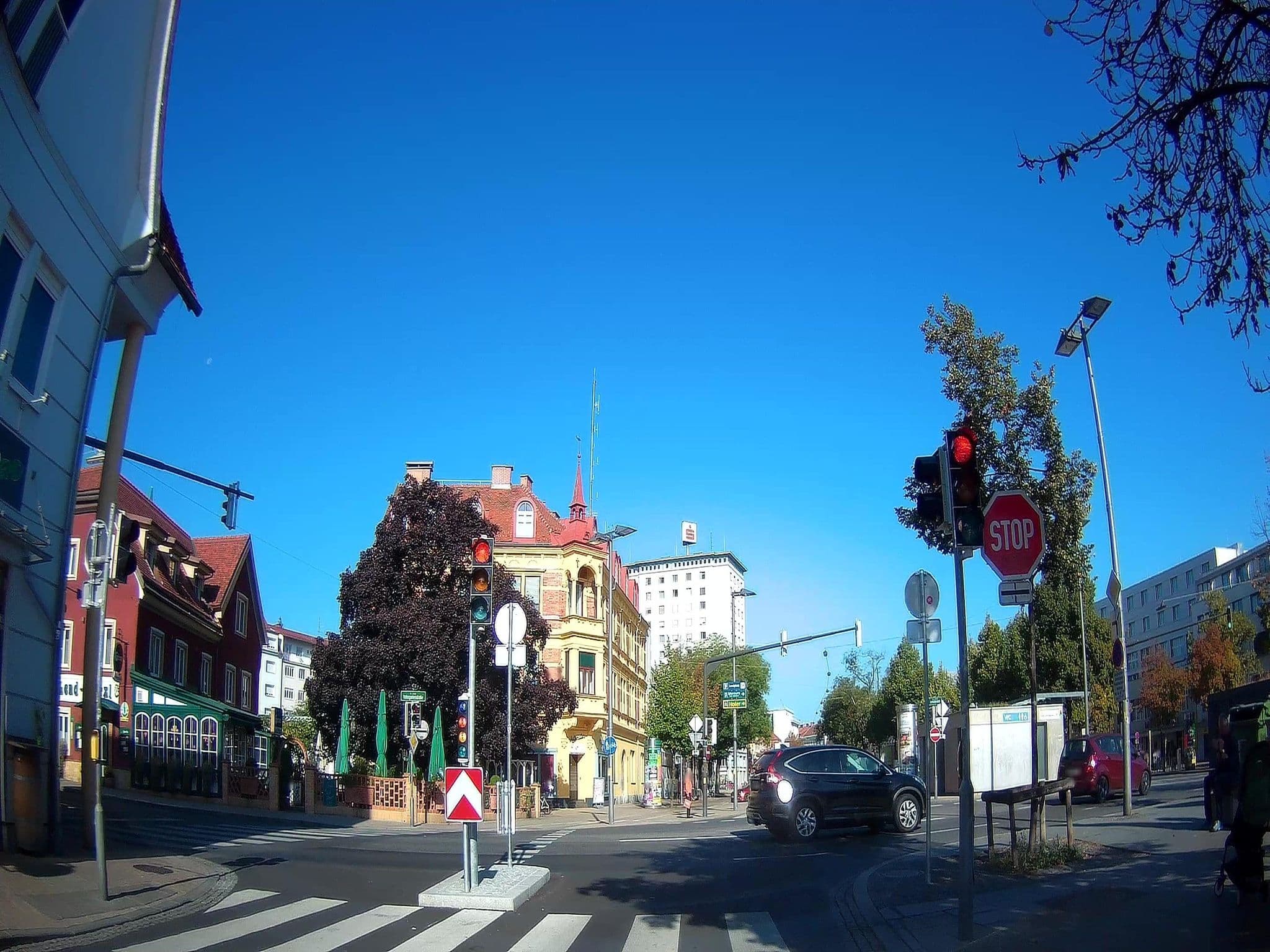 Street view near Zur Steirerstub'n, Graz — © fuchserl (CC BY-SA · Mapillary)