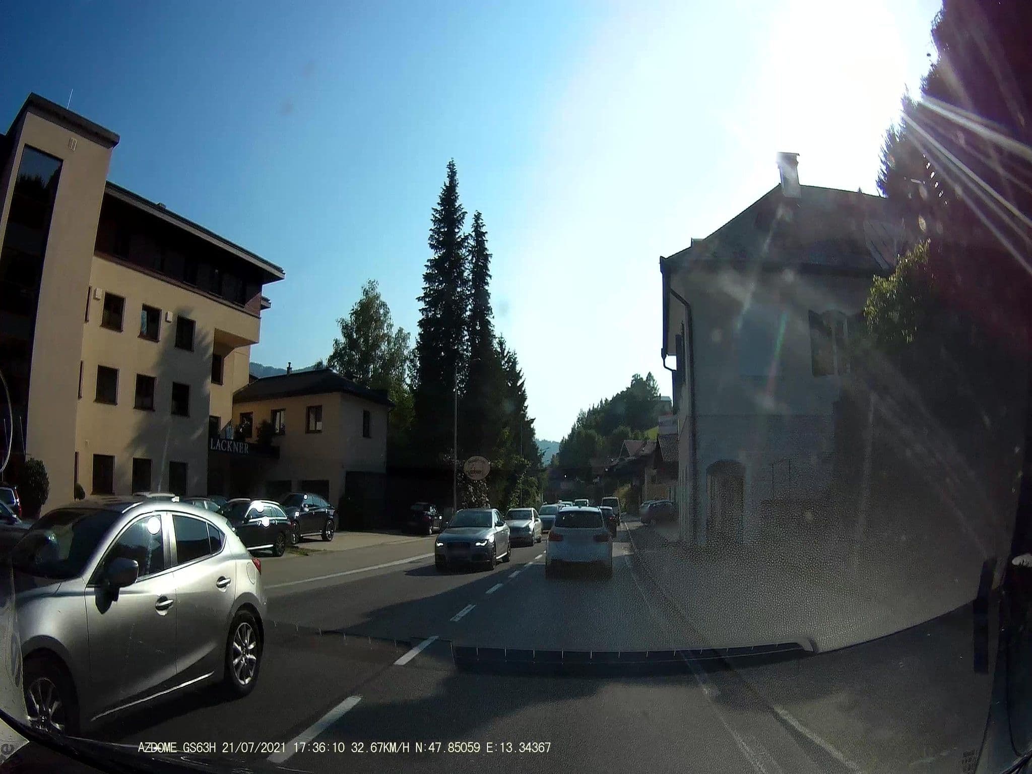 Street view near Seehotel Restaurant Lackner, Mondsee — © stefan147 (CC BY-SA · Mapillary)