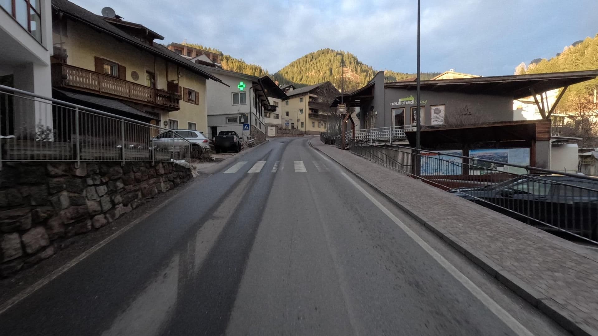 Street view near Rifugio Paolina, Nova Levante — © bct (CC BY-SA · Mapillary)