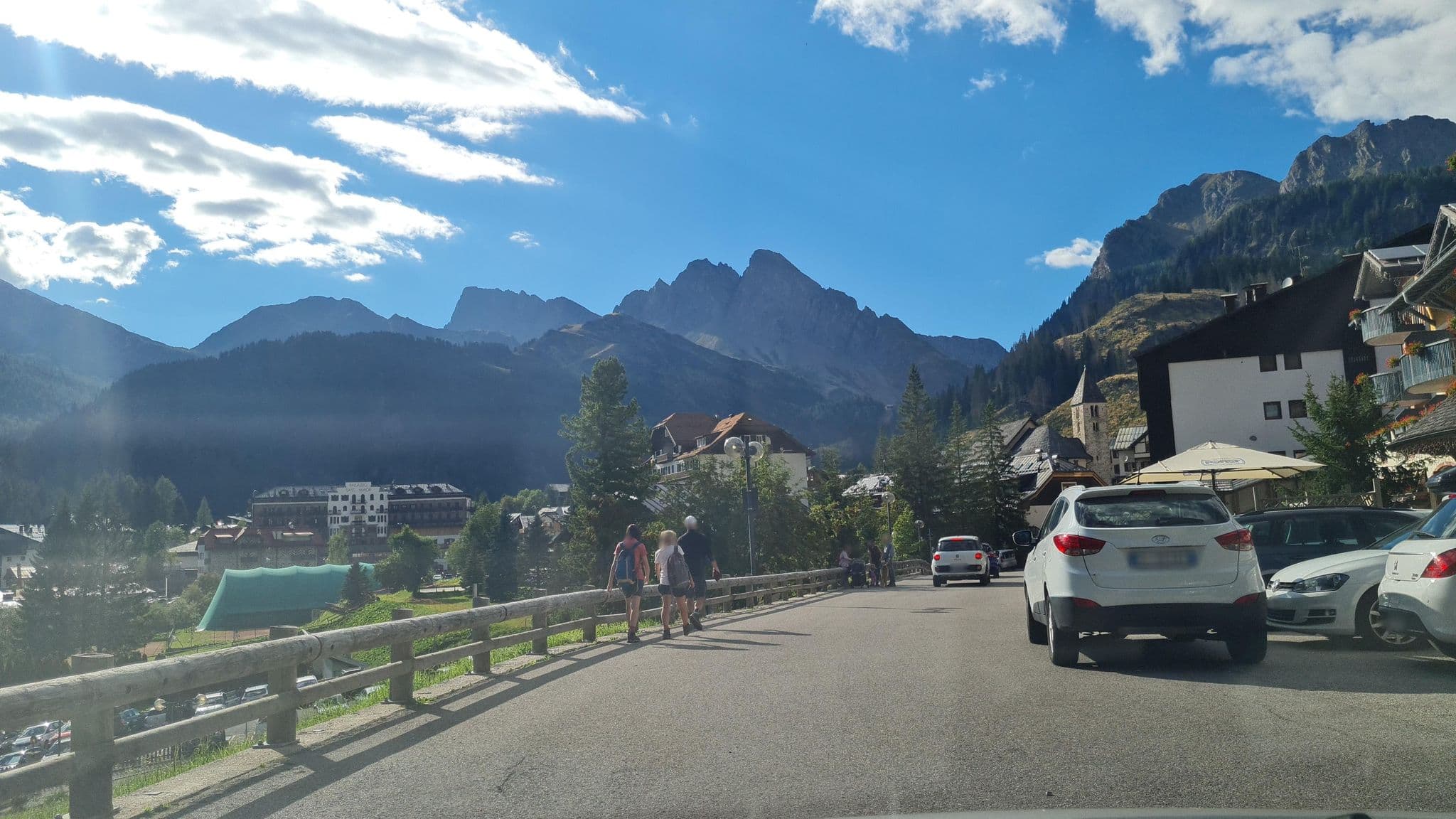 Street view near Sporting Clubresidence, Tonadico — © laniuscollurio (CC BY-SA · Mapillary)