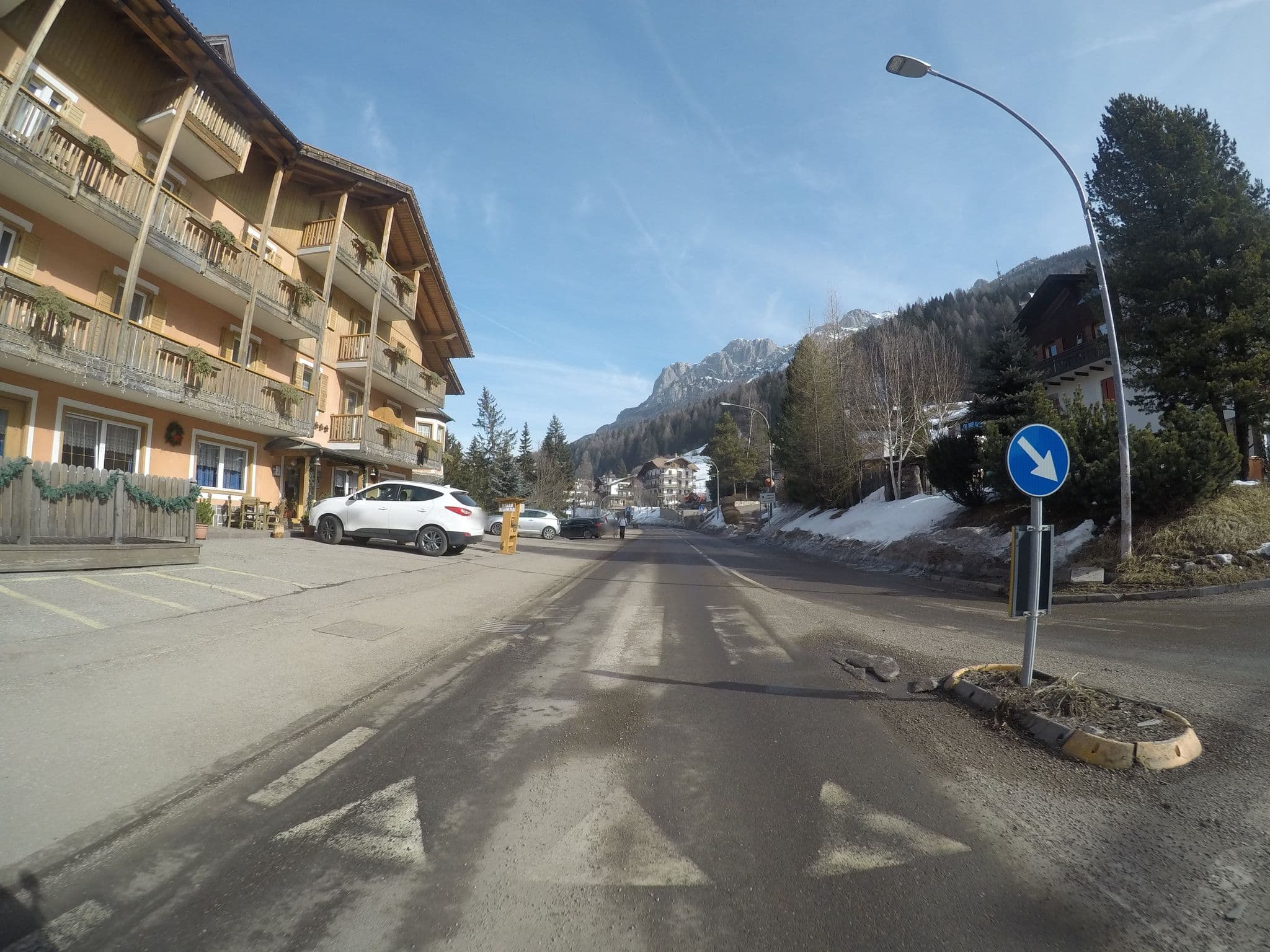 Street view near Vallechiara, Moena — © chrisbeddow (CC BY-SA · Mapillary)