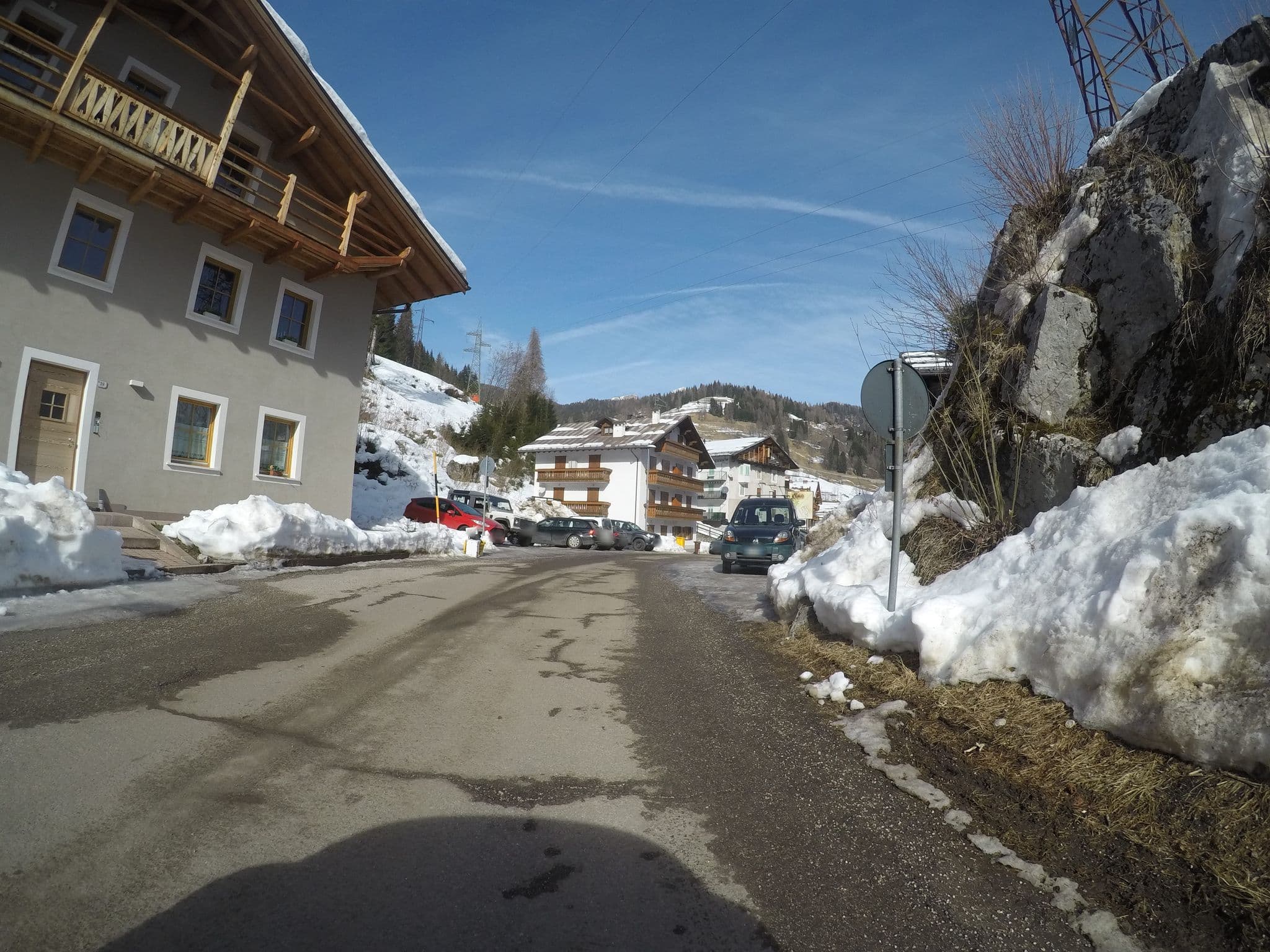 Street view near TRE CIME FOCOBON - Bellavista sulle Dolomiti, Pie' Falcade — © chrisbeddow (CC BY-SA · Mapillary)