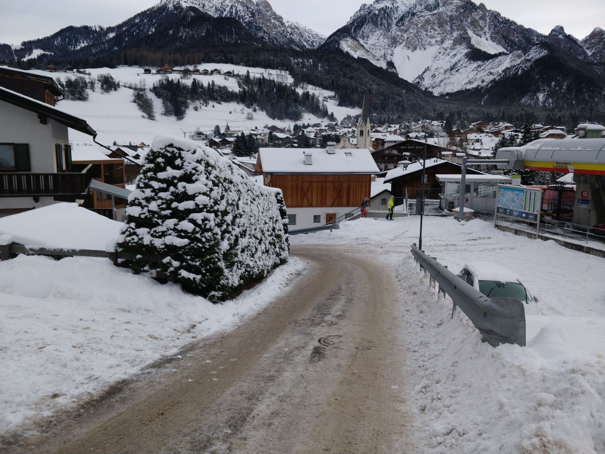 Street view near Ciasa Torneri, La Valle - Wengen — © mfortini (CC BY-SA · Mapillary)