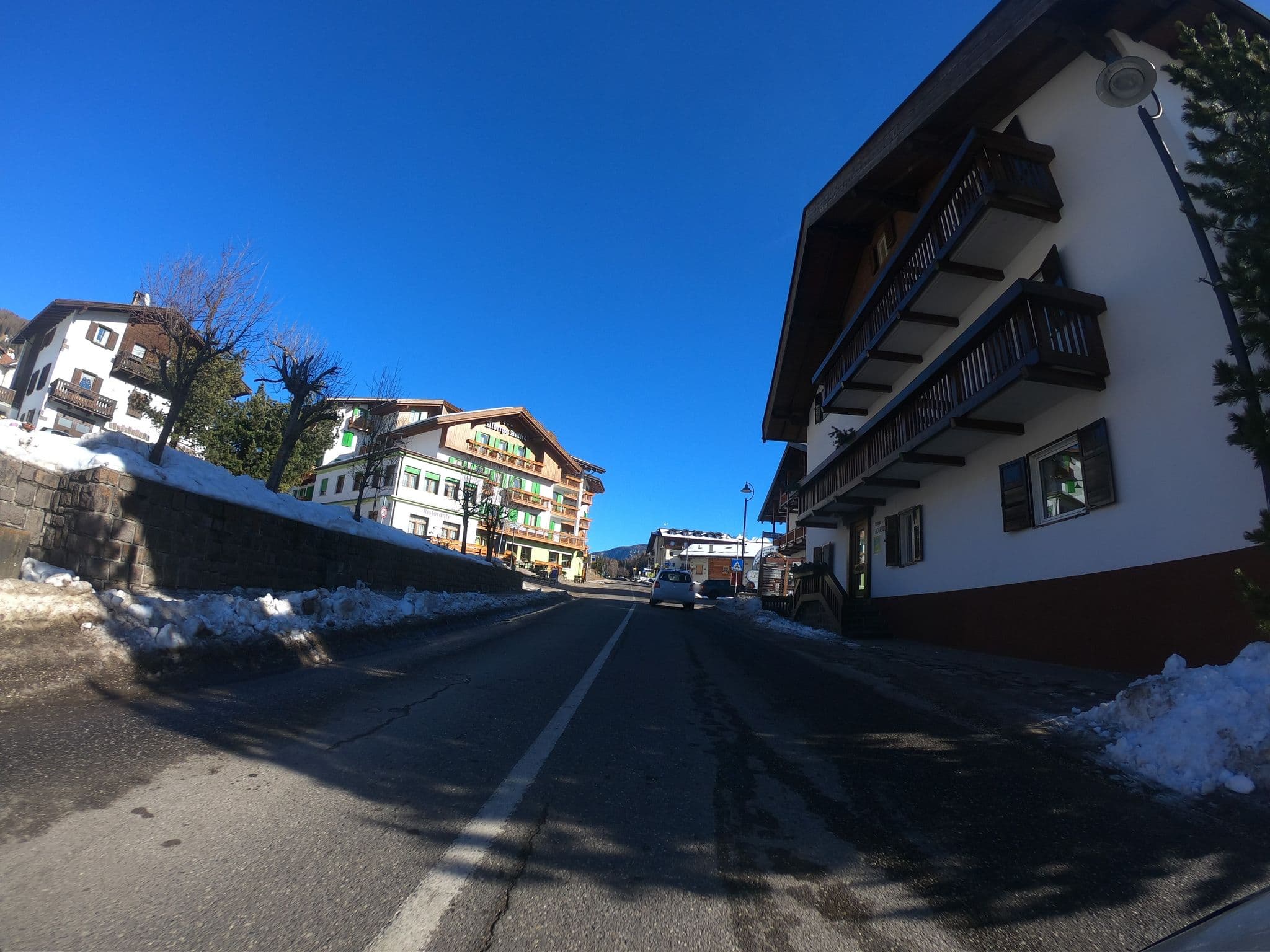 Street view near Albergo Belvedere, Predazzo — © chrisbeddow (CC BY-SA · Mapillary)