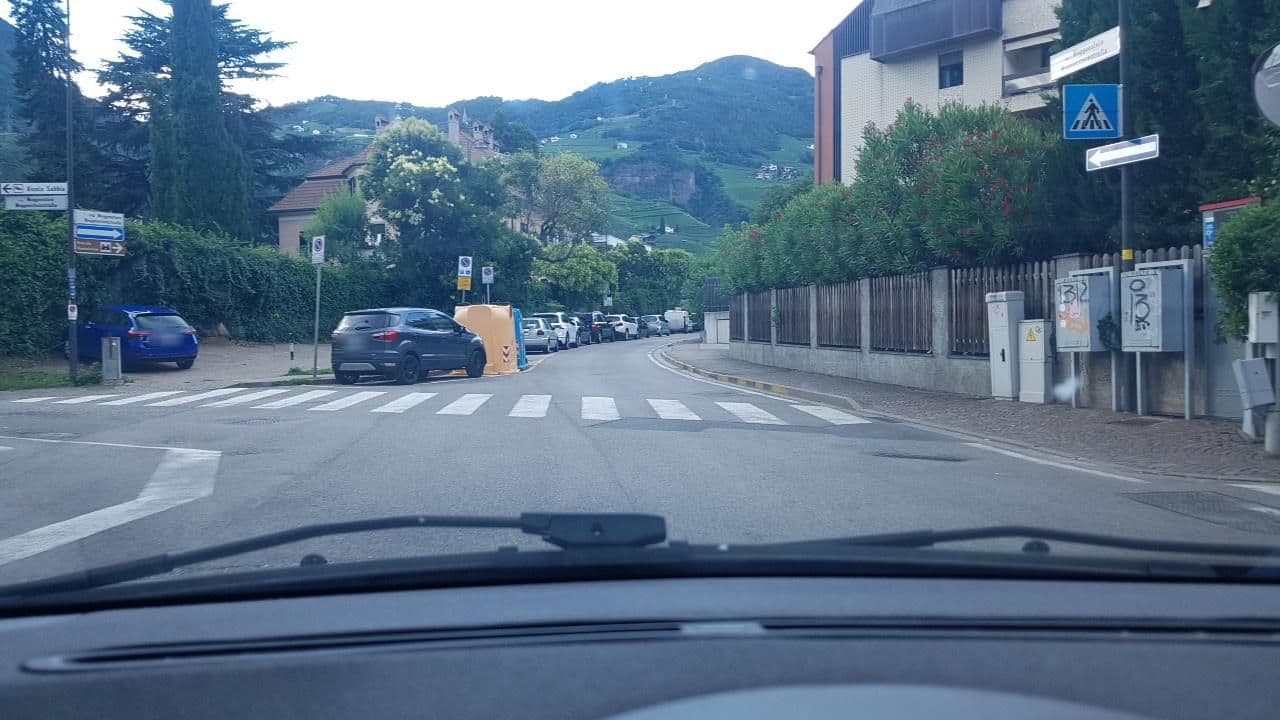 Street view near Gasthof Eberle Ohg D. Zisser Helmuth & C, Bolzano — © mik007 (CC BY-SA · Mapillary)